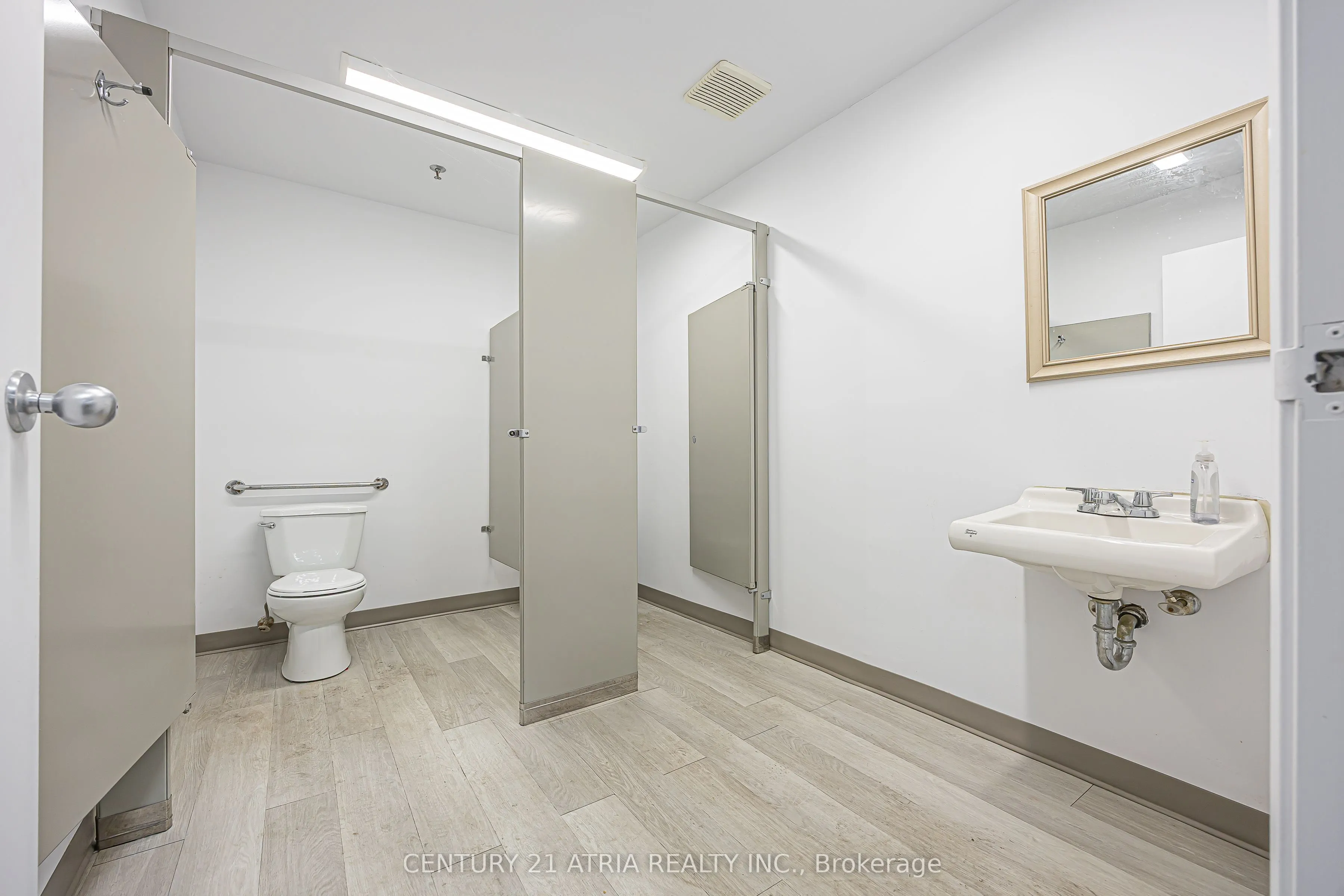 85 Chambers Drive #1