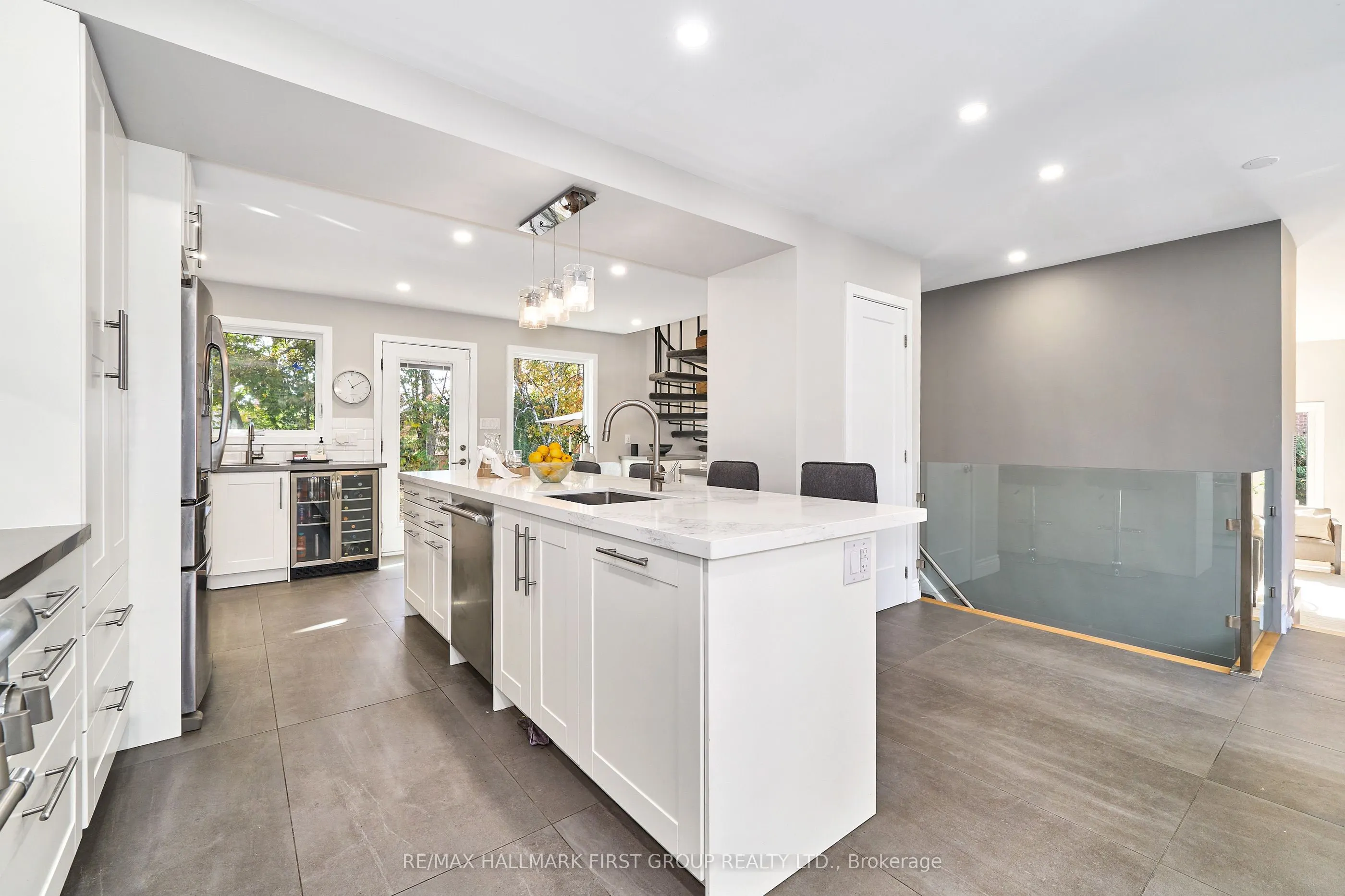 515 Oakwood Drive