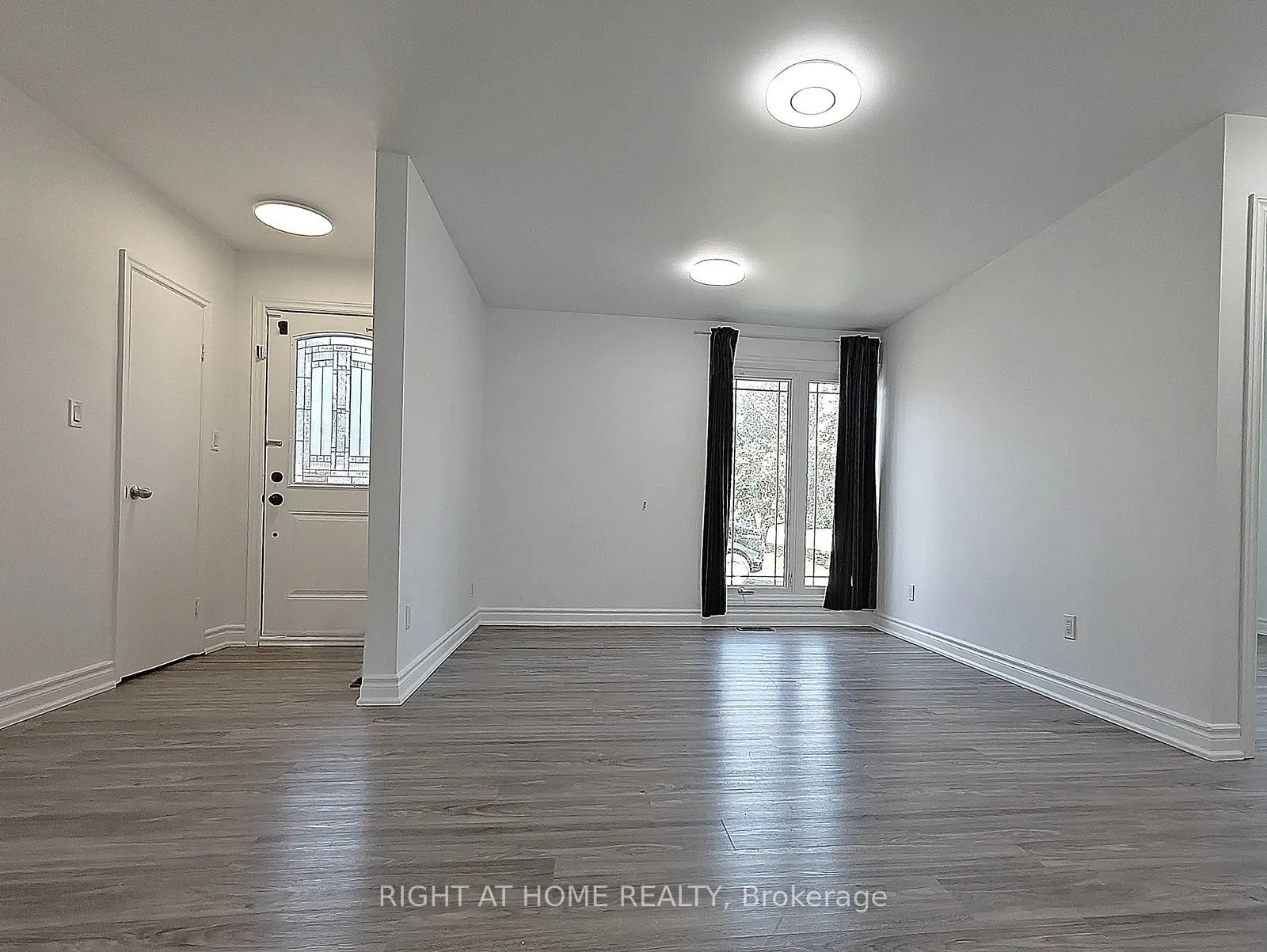 45 Prince Street #Main Floor