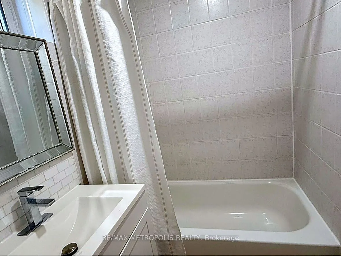 1128 A Glen Eden Court #Bsmt
