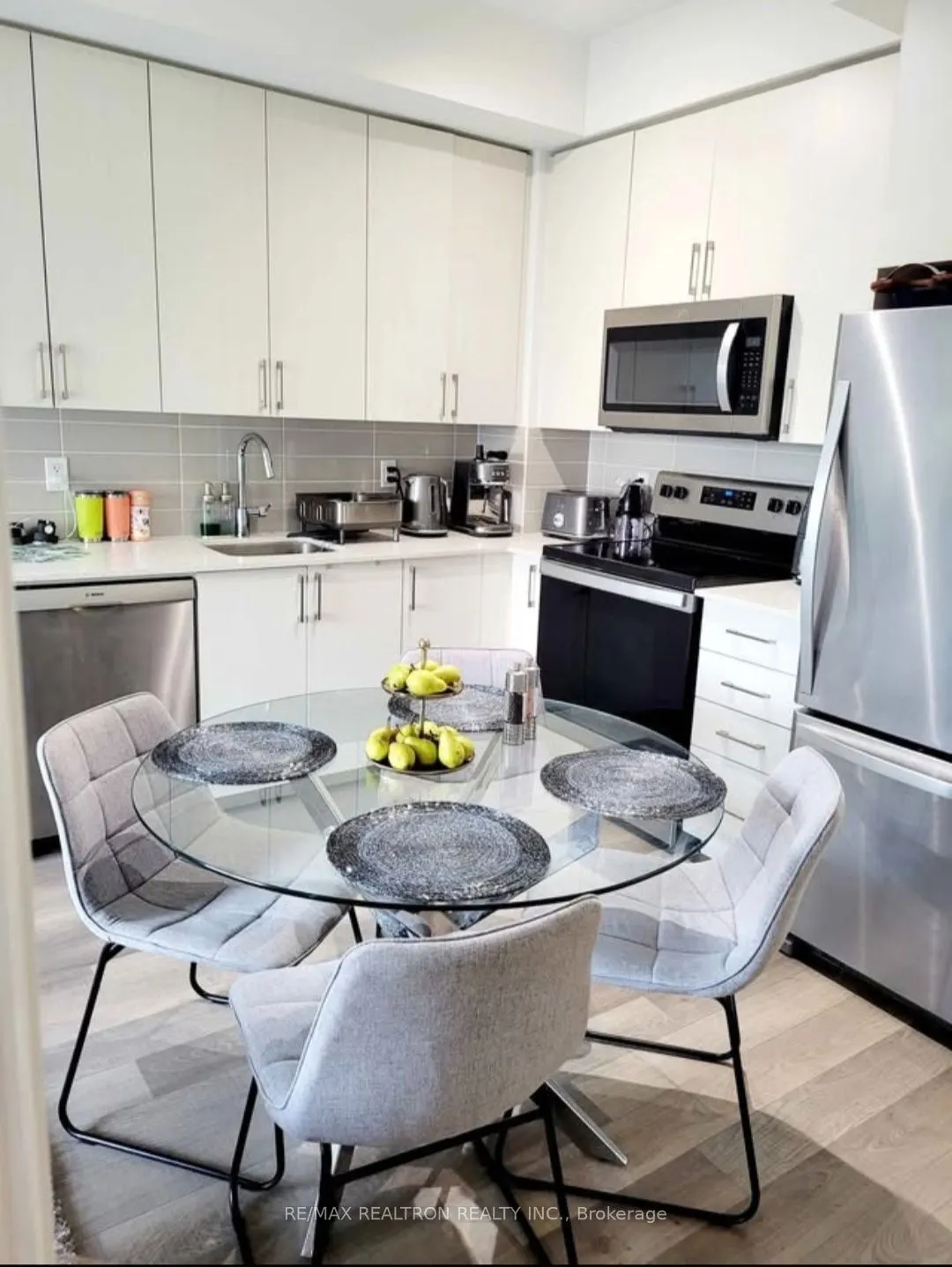 3121 Sheppard Avenue E #516