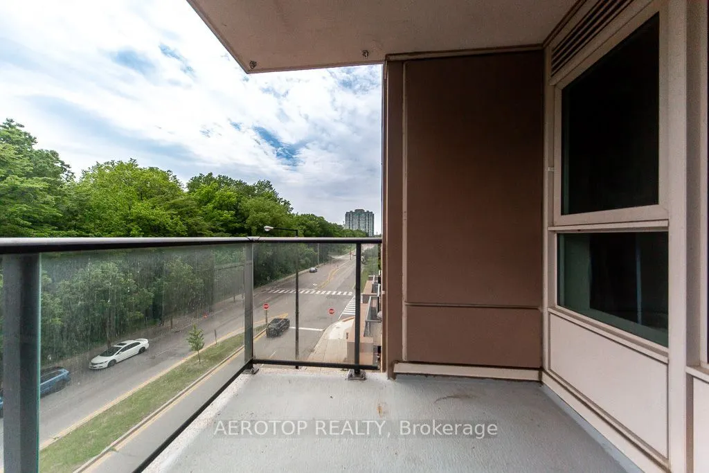 190 Borough Drive #507