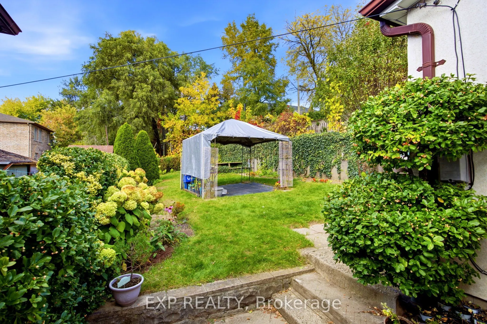 72 Newport Avenue