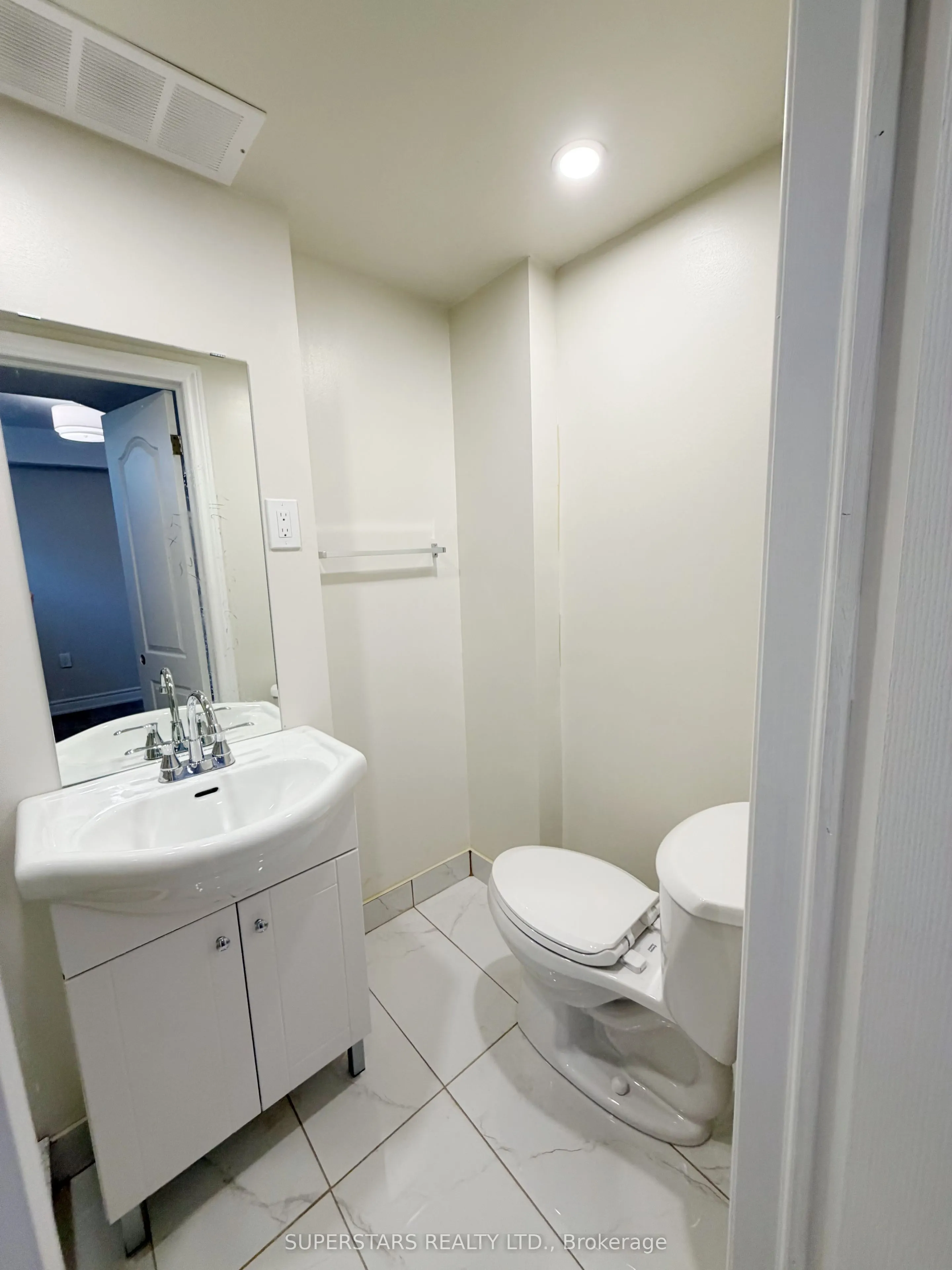 243 Goldhawk Trail #Bsmt
