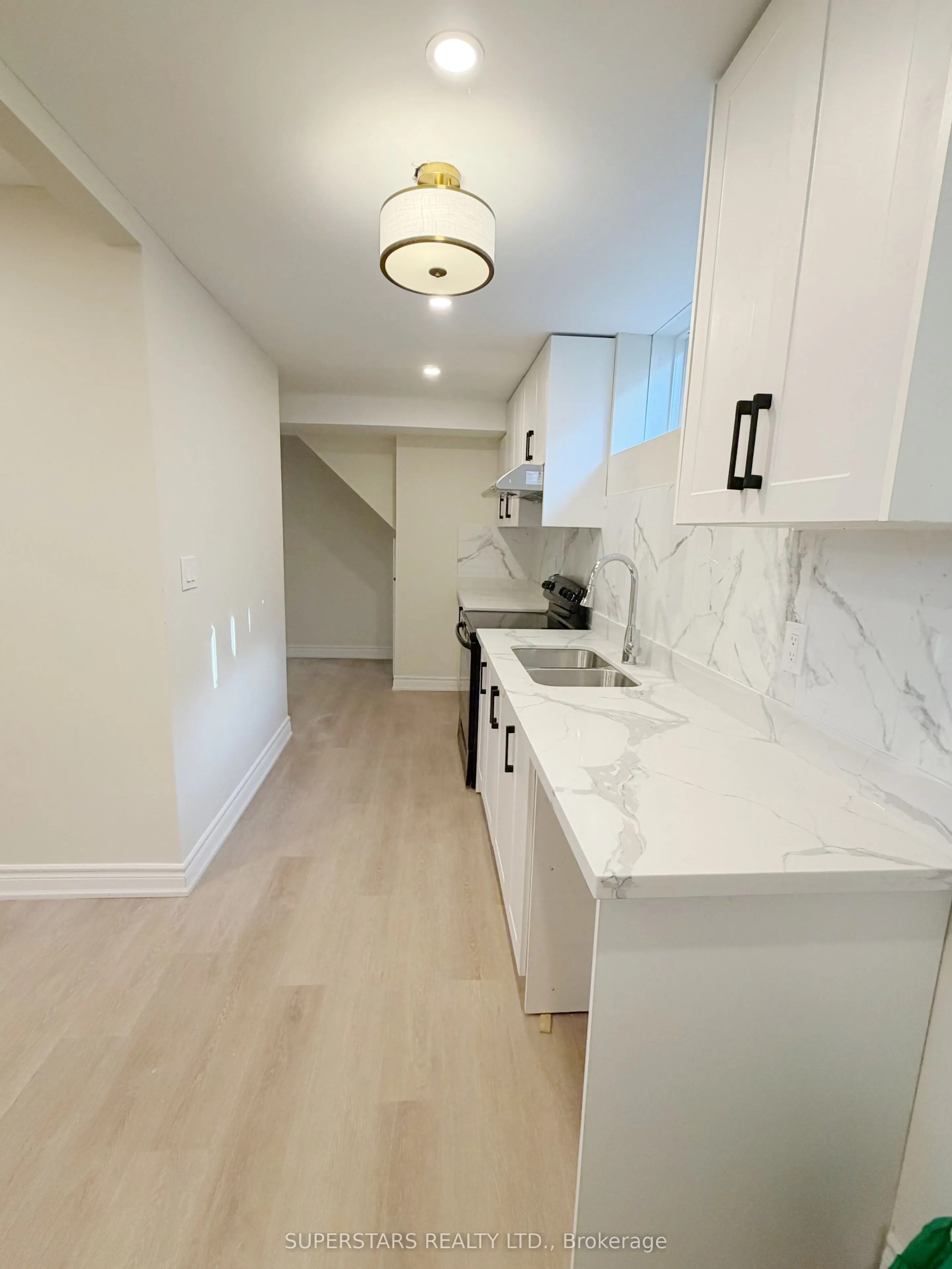 243 Goldhawk Trail #Bsmt