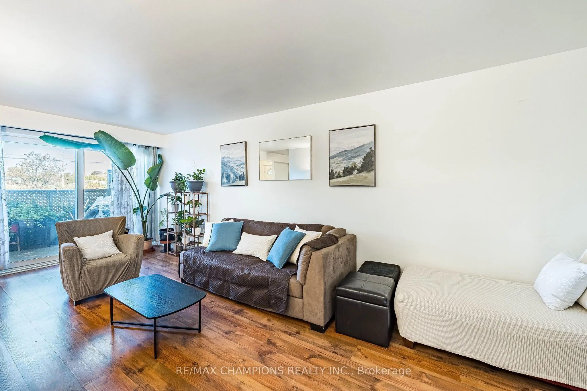 925 Bayly Street #17