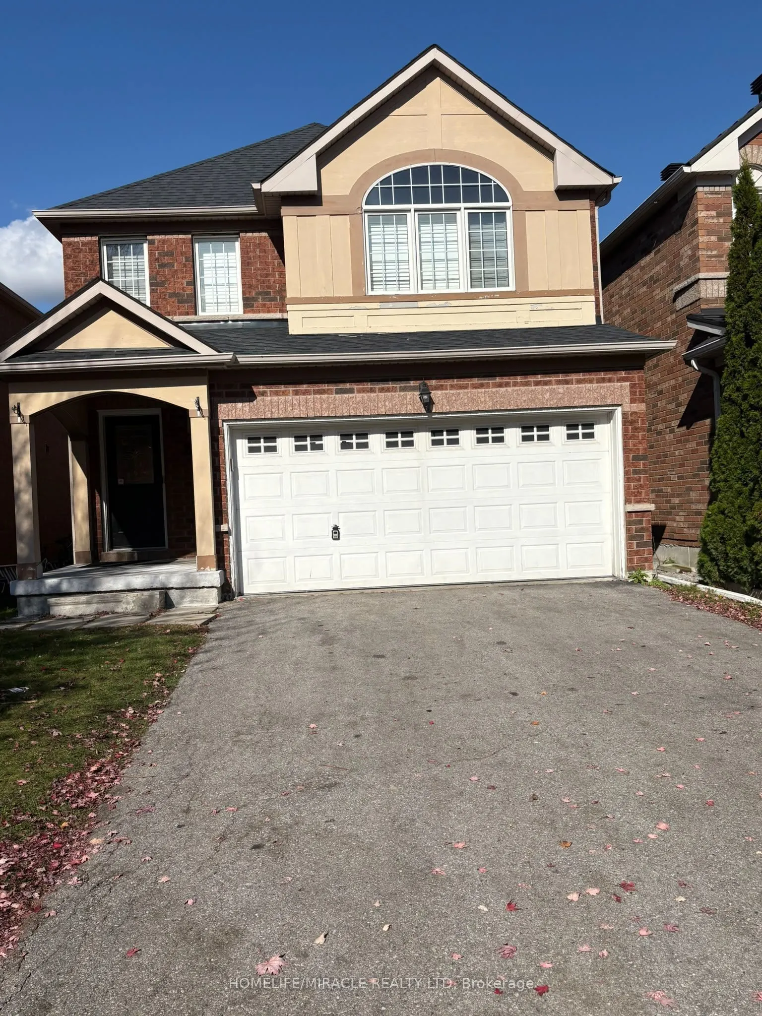 8 Quietbrook Crescent