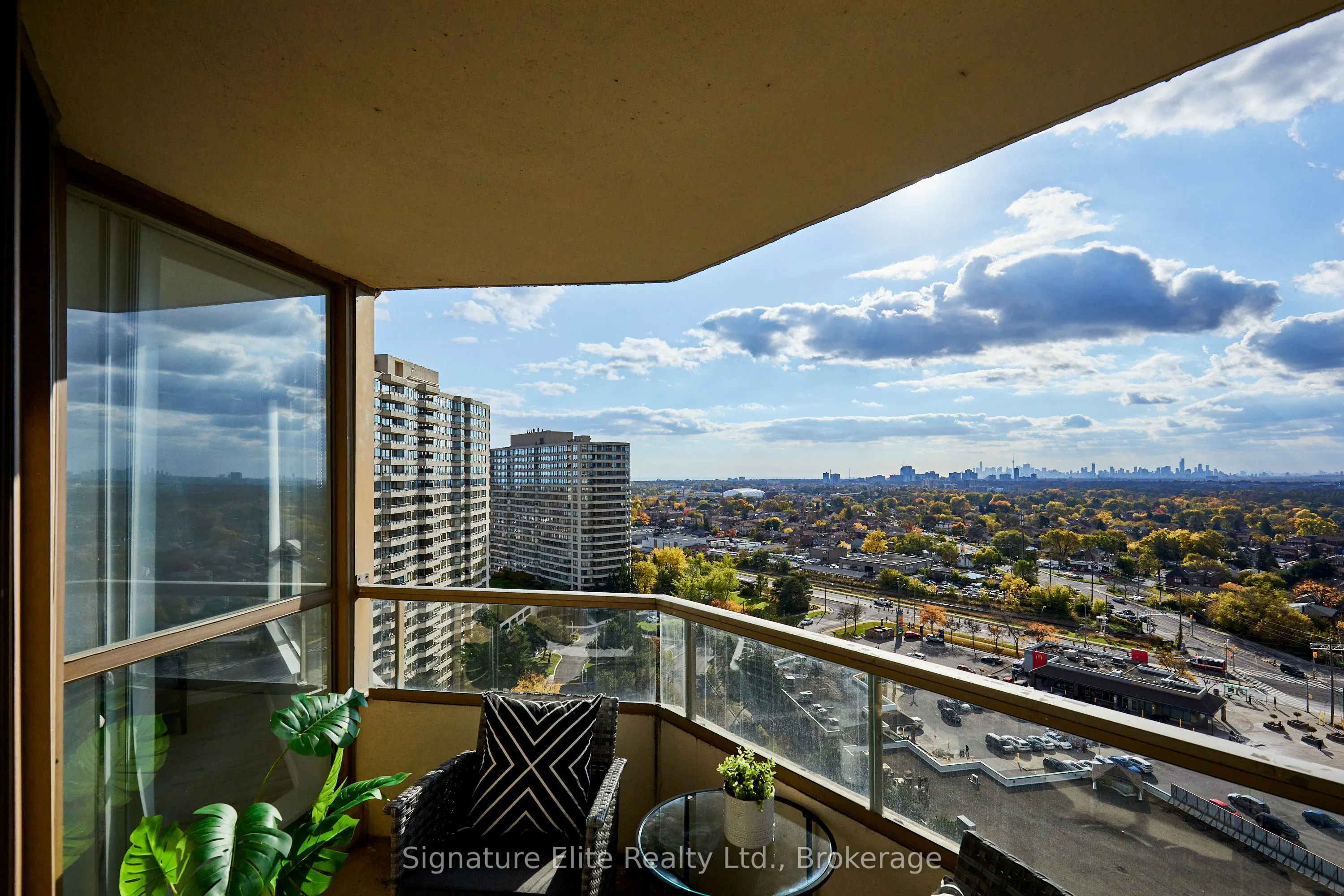 5 Greystone Walk Drive #1801