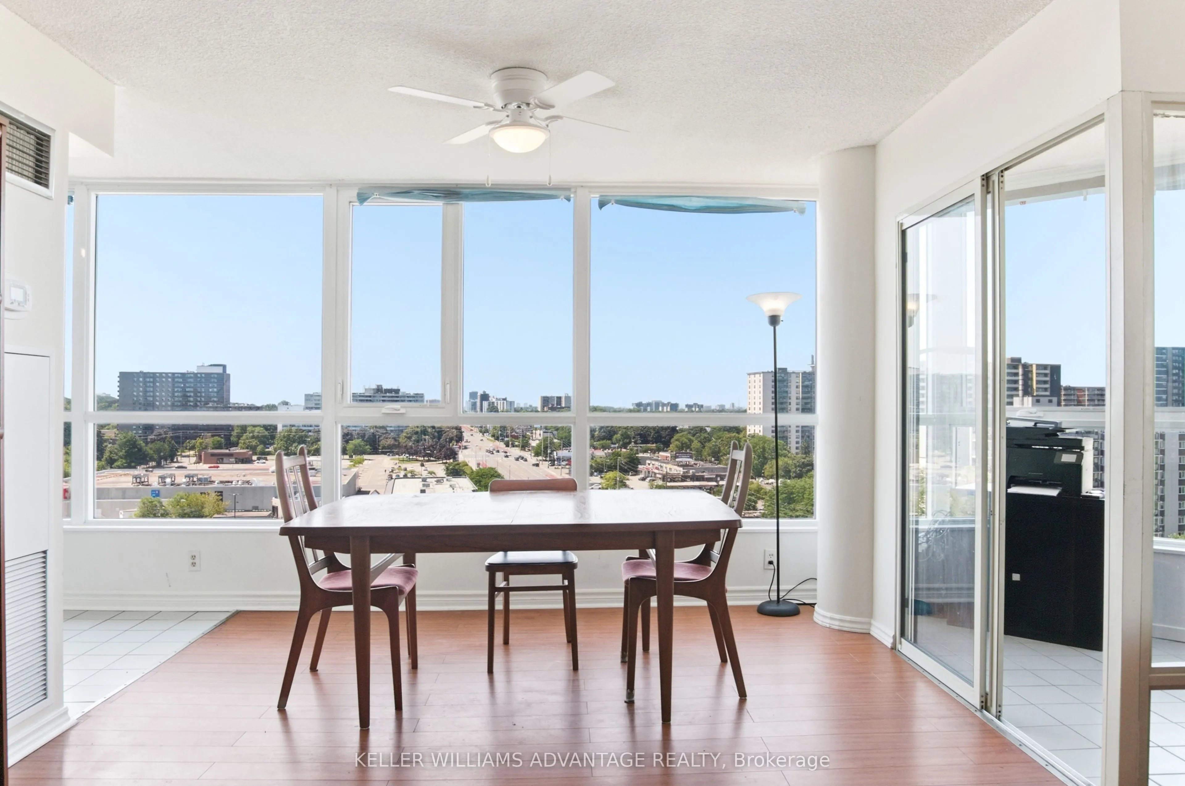 3231 Eglinton Avenue E #1006