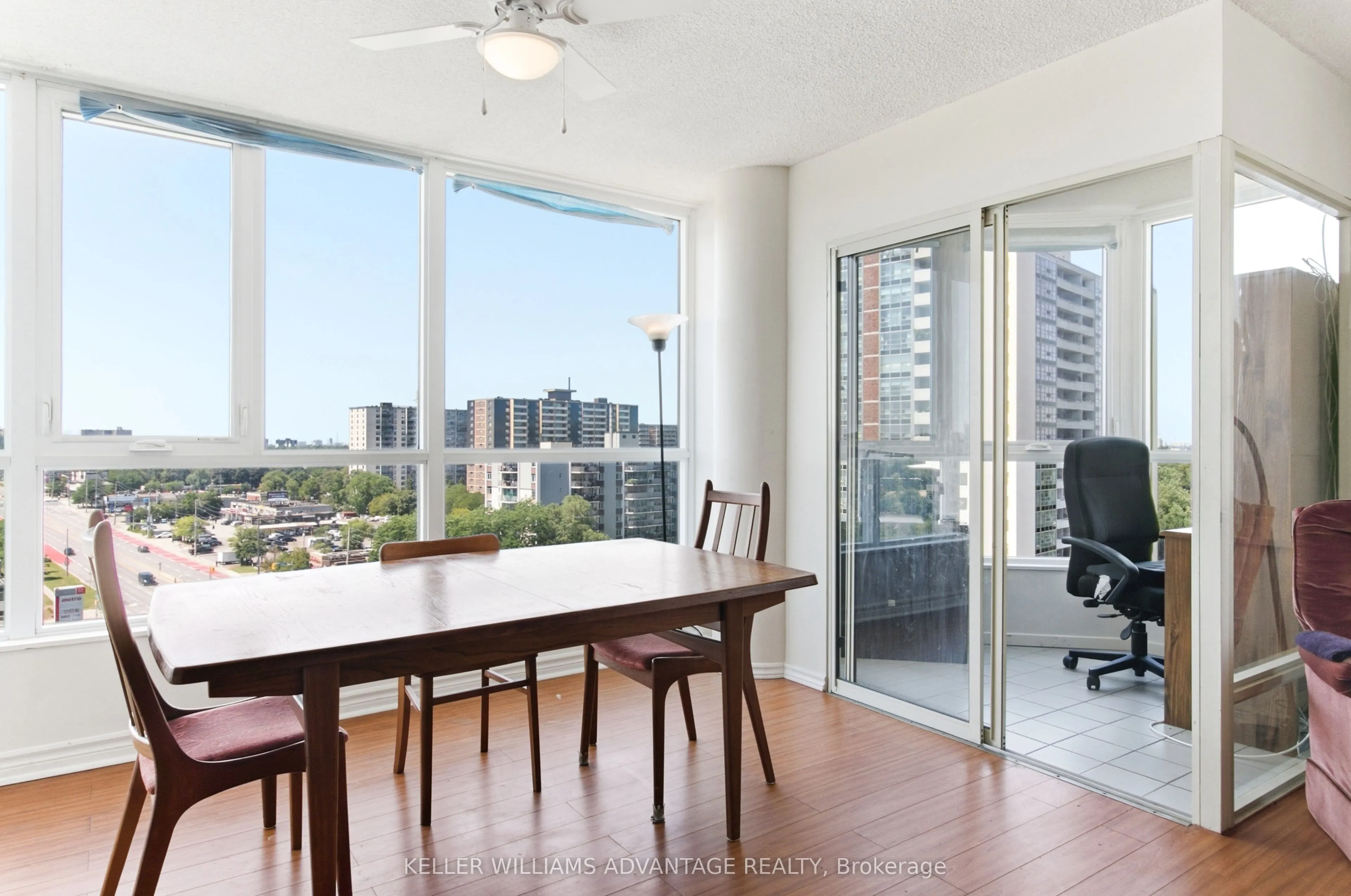 3231 Eglinton Avenue E #1006