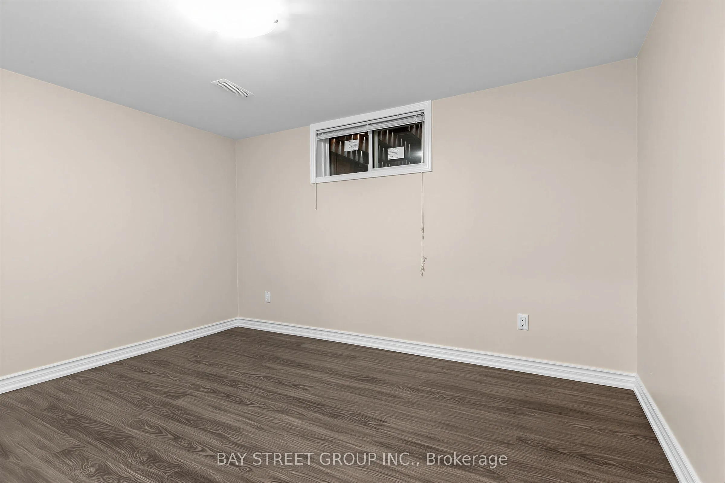 8 Amethyst Road