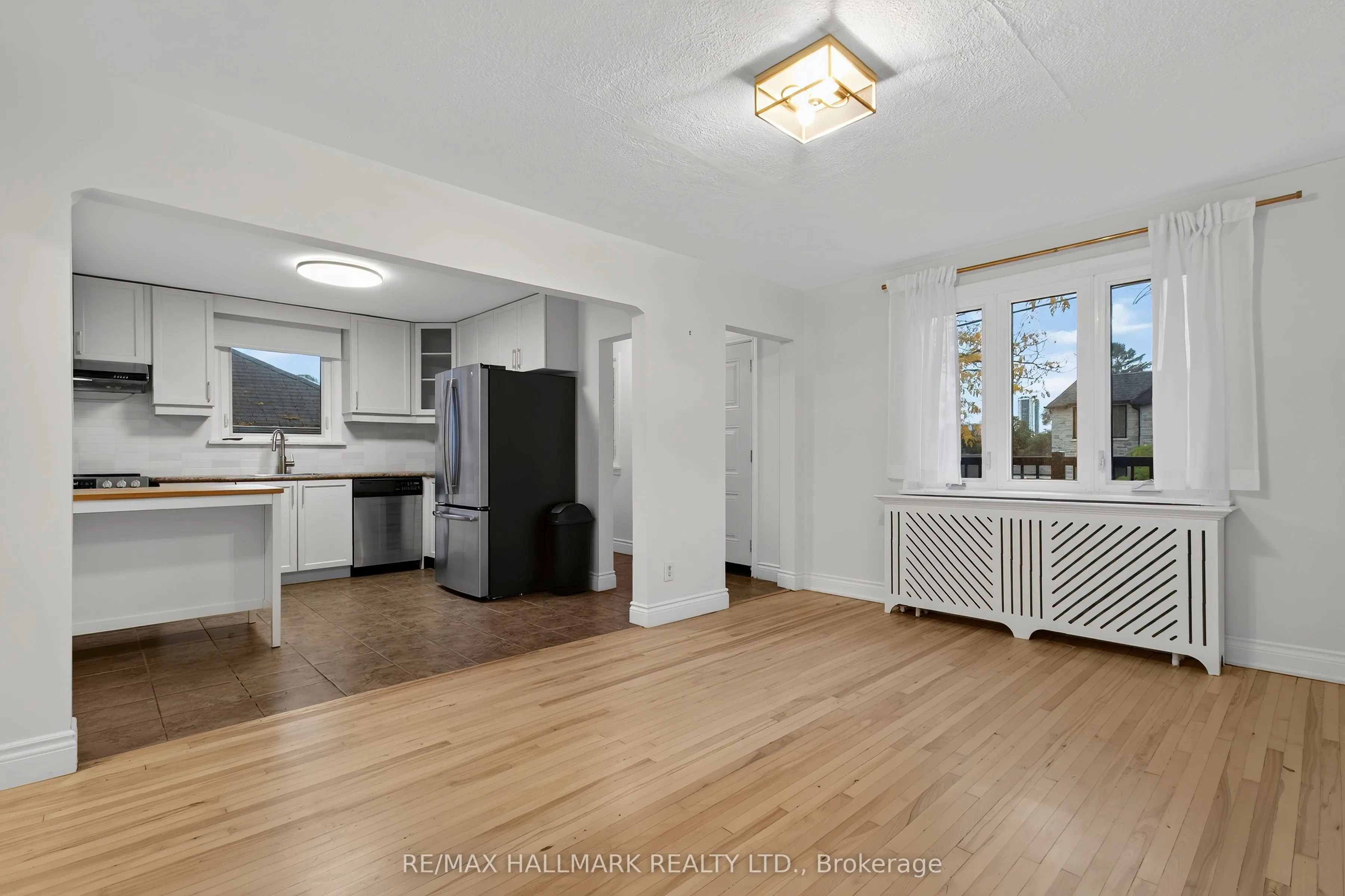 27 Bexhill Upper Avenue