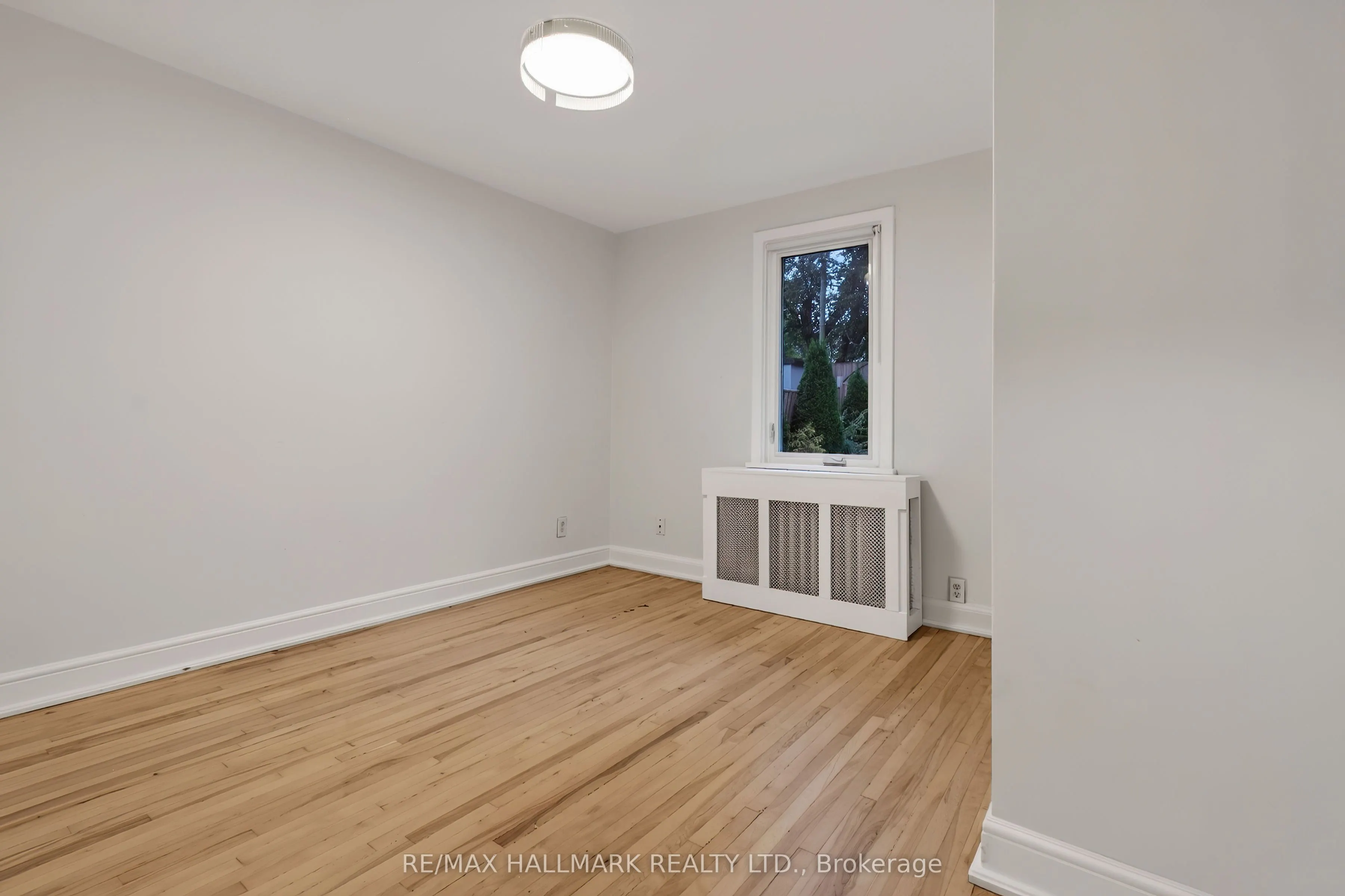 27 Bexhill Upper Avenue