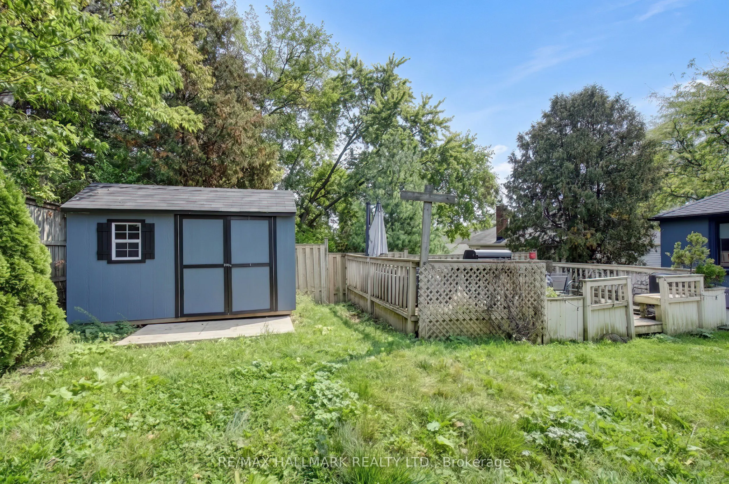 27 Bexhill Upper Avenue