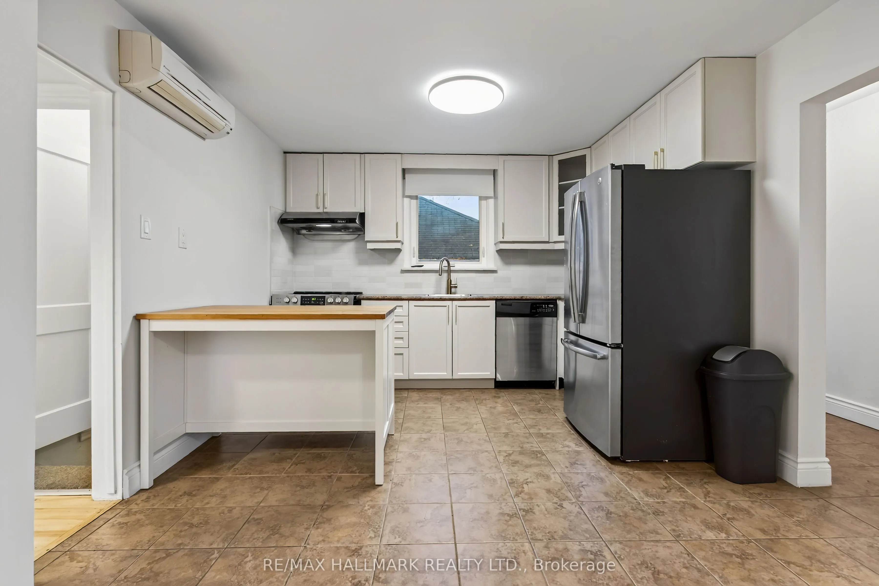 27 Bexhill Upper Avenue