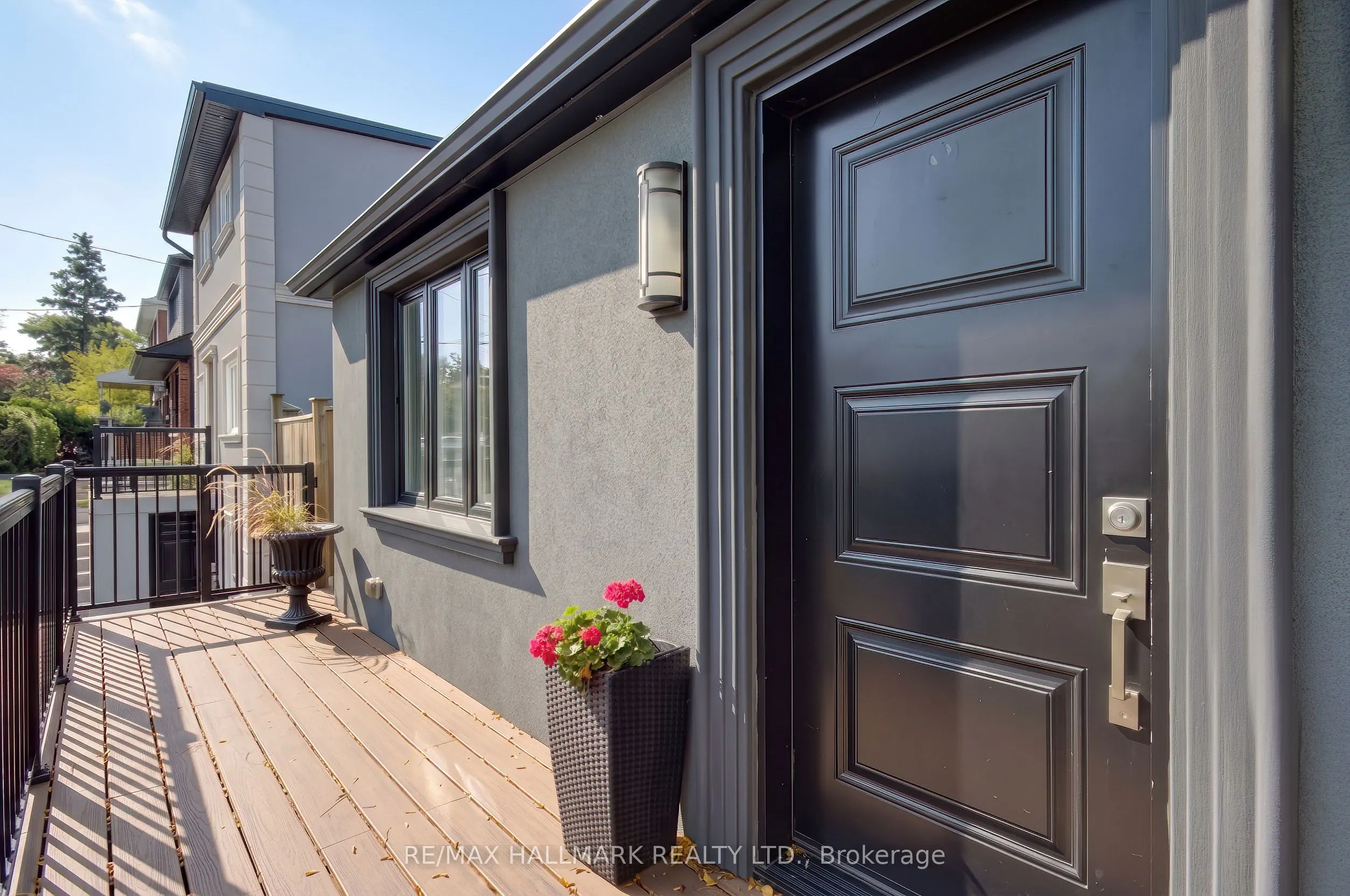 27 Bexhill Upper Avenue
