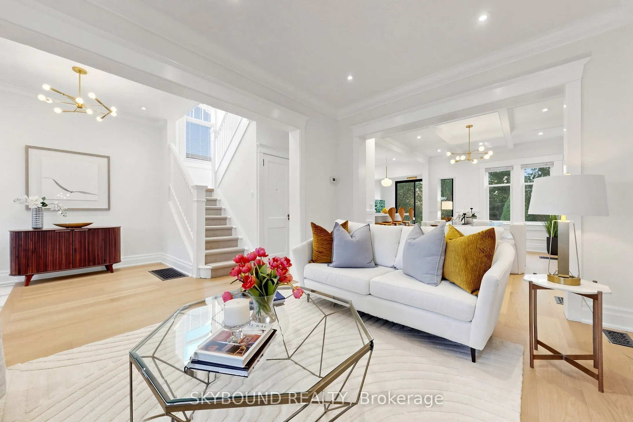 156 Hampton Avenue