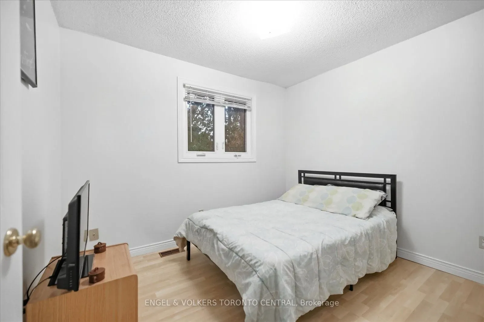 14 Hillman Drive
