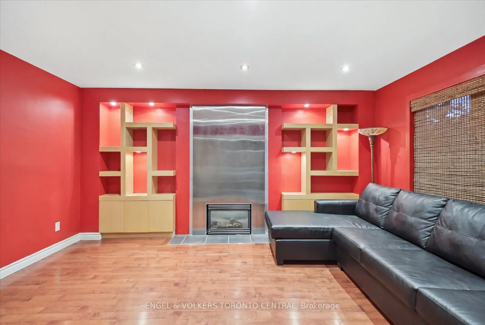 14 Hillman Drive