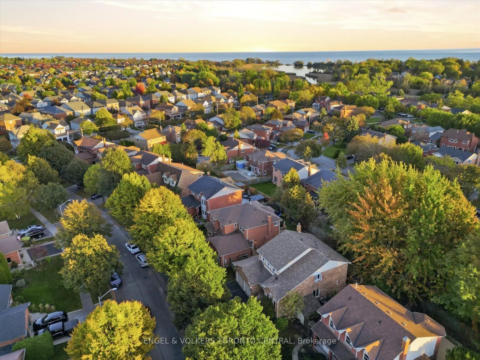 14 Hillman Drive