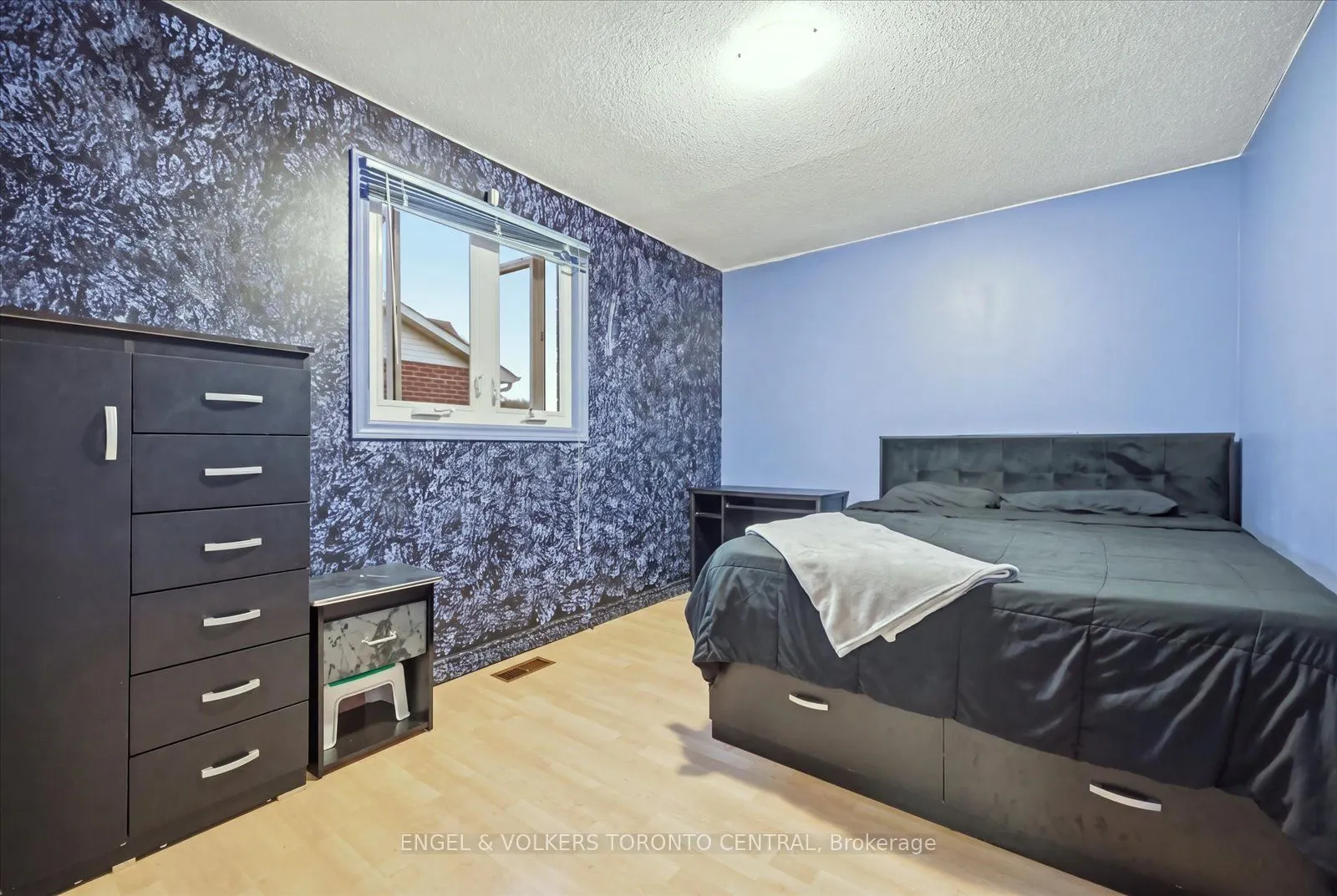 14 Hillman Drive