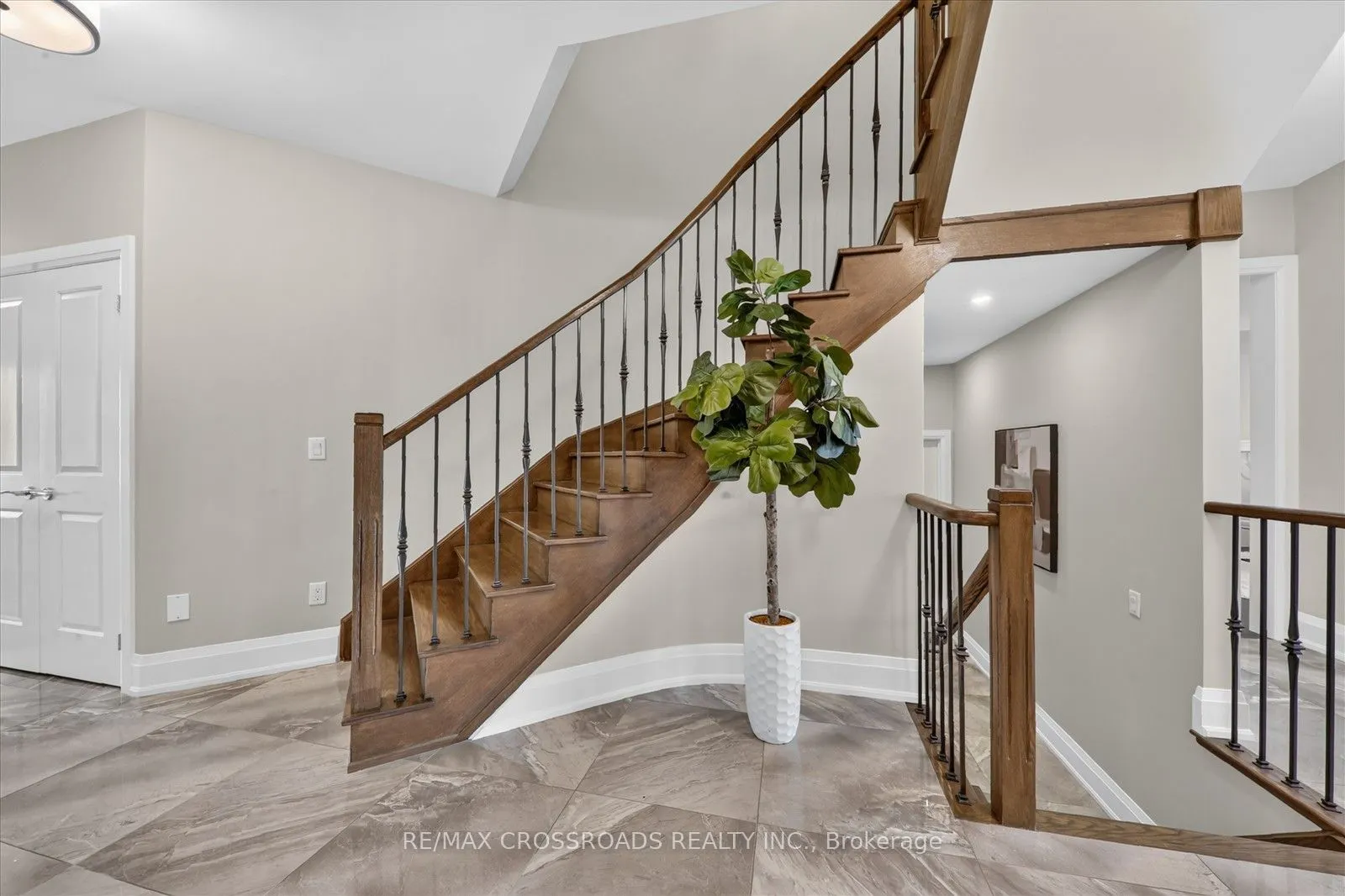 2124 Rudell Road
