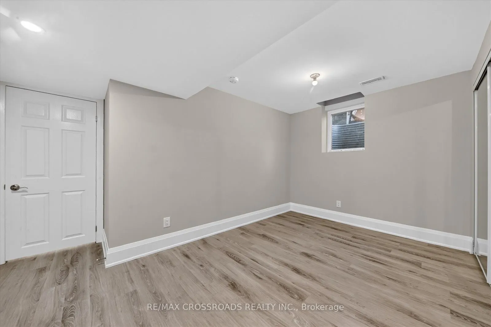 2124 Rudell Road