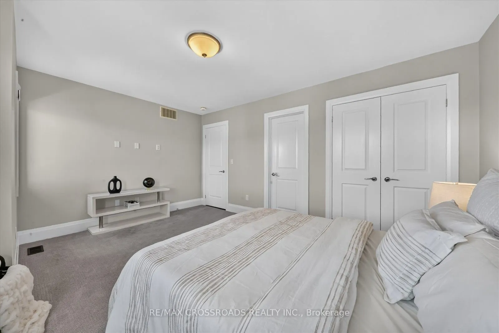 2124 Rudell Road