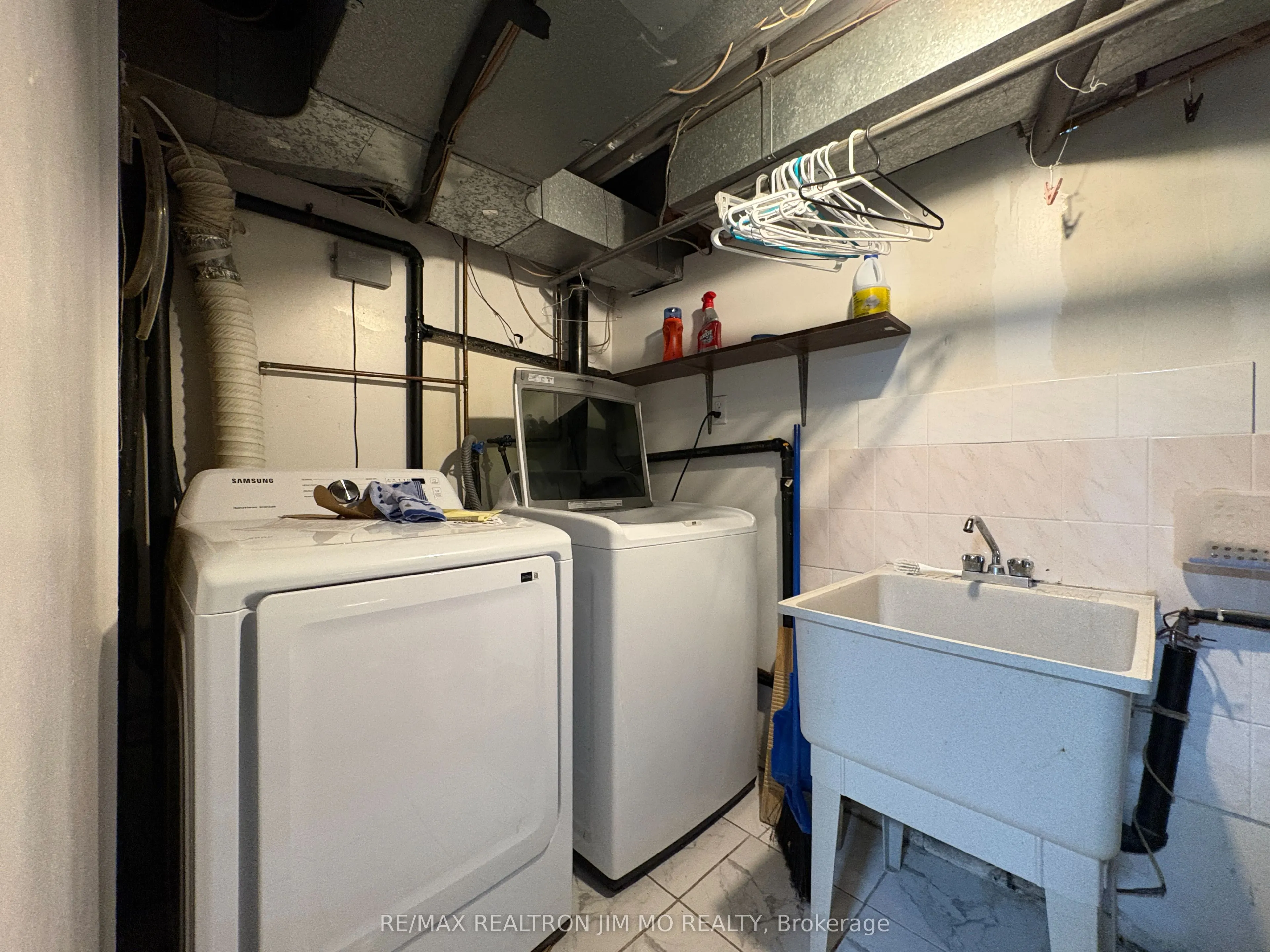 39 Hartleywood Drive #Basement