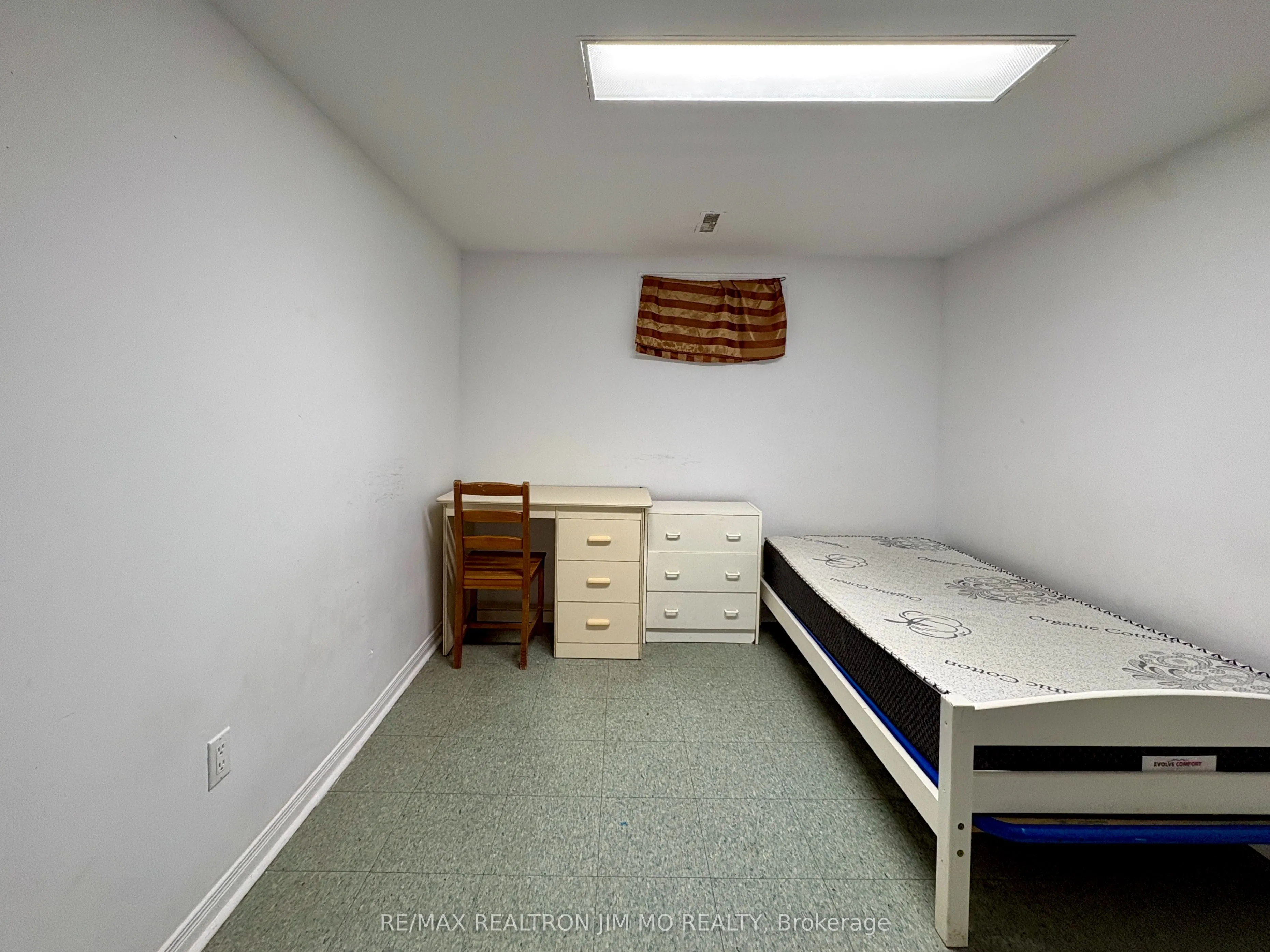39 Hartleywood Drive #Basement