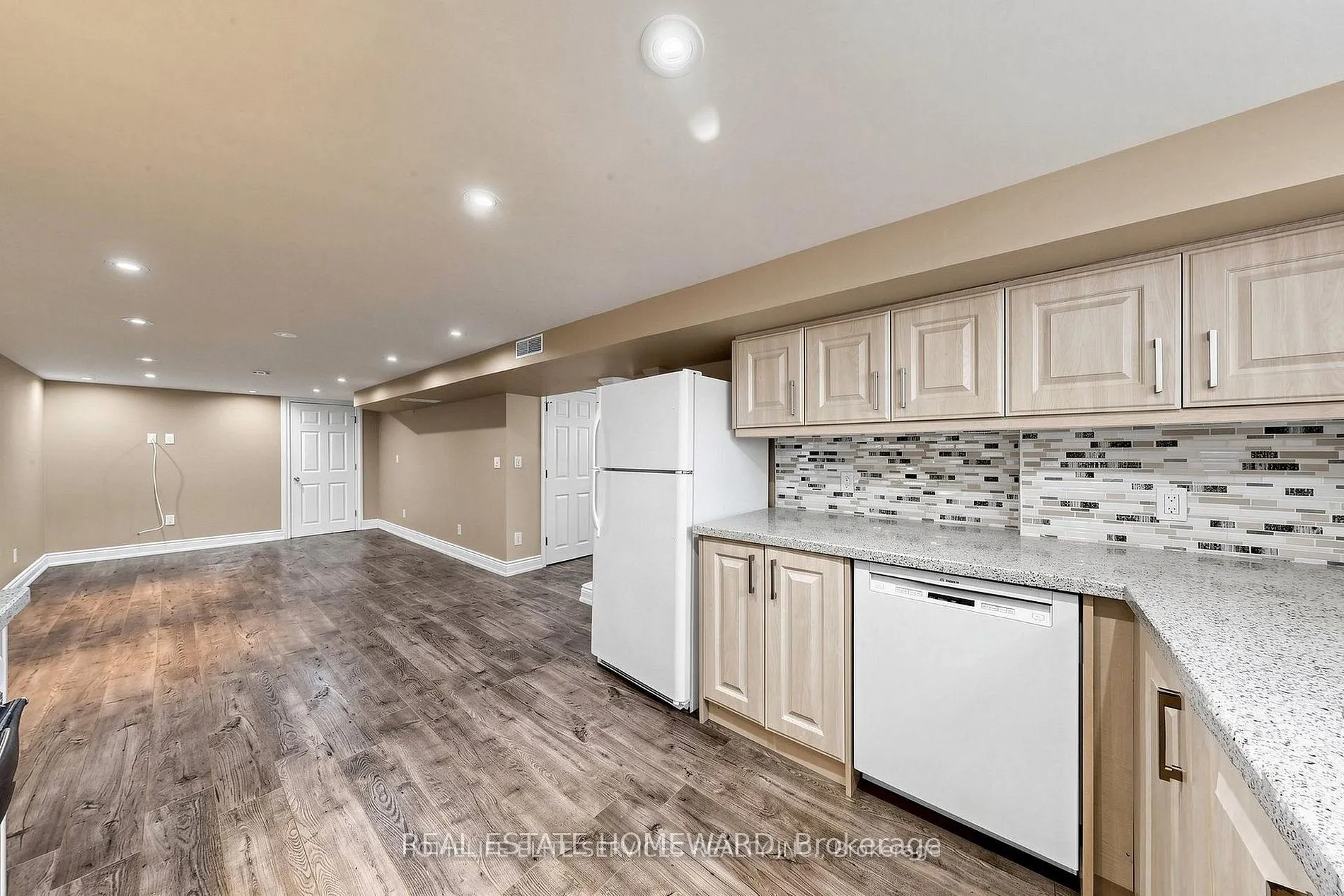 48 Frey Crescent #Lower