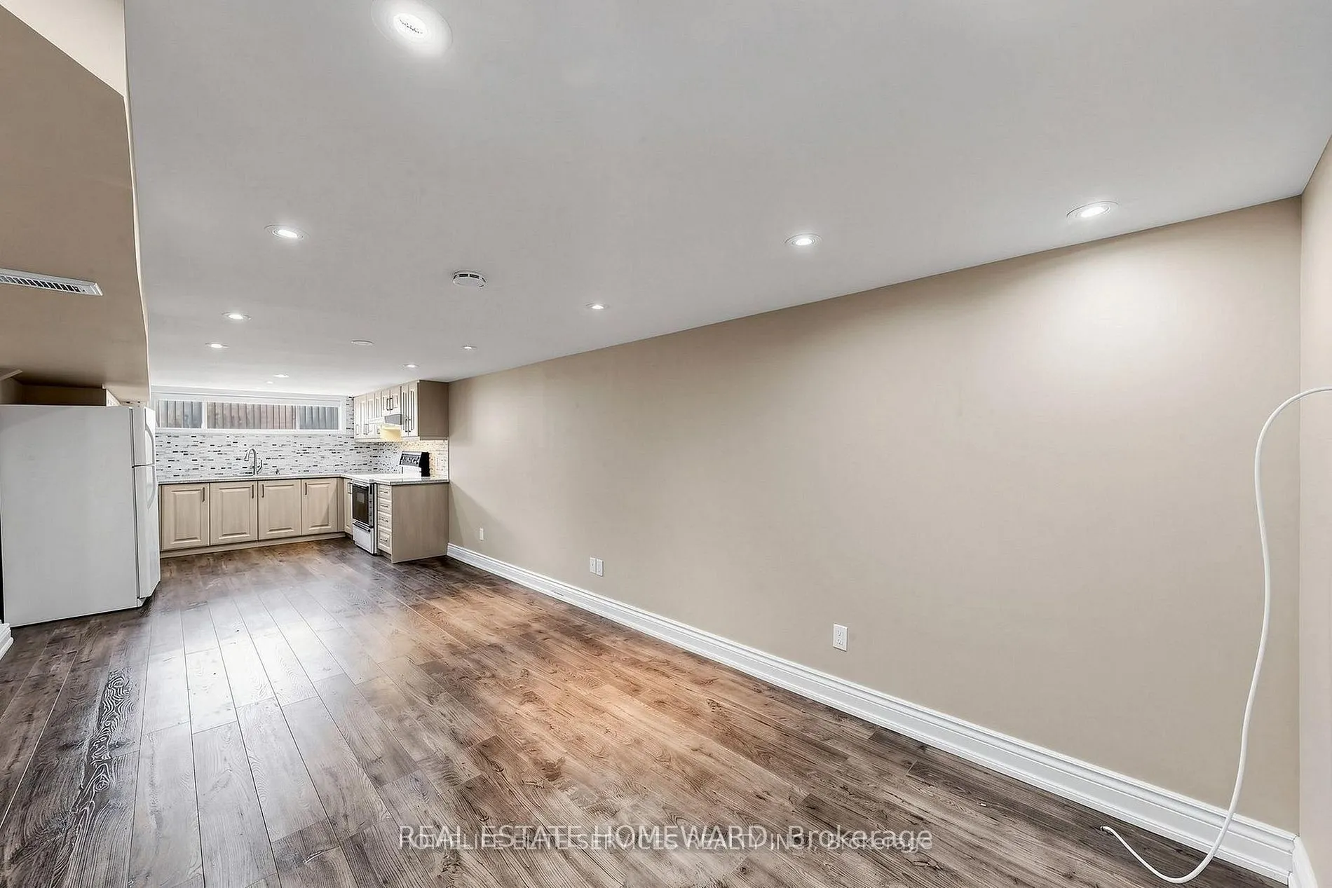 48 Frey Crescent #Lower