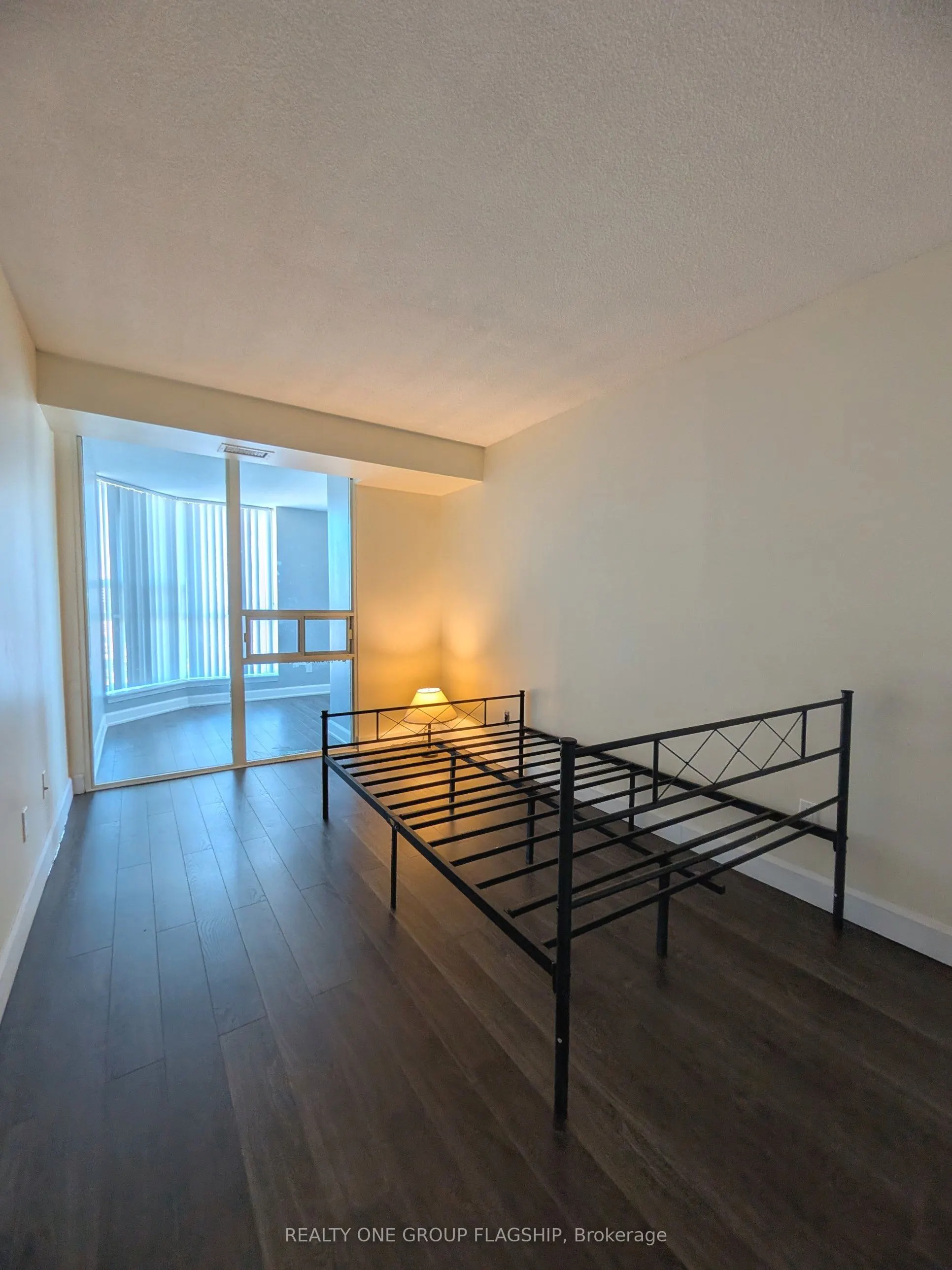 2460 Eglinton Avenue E #1010