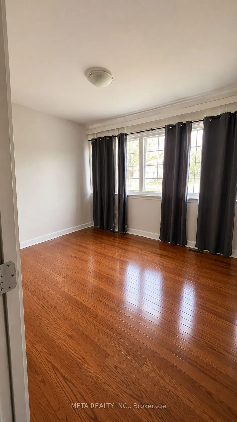 540 Mccowan Road #Main Floor