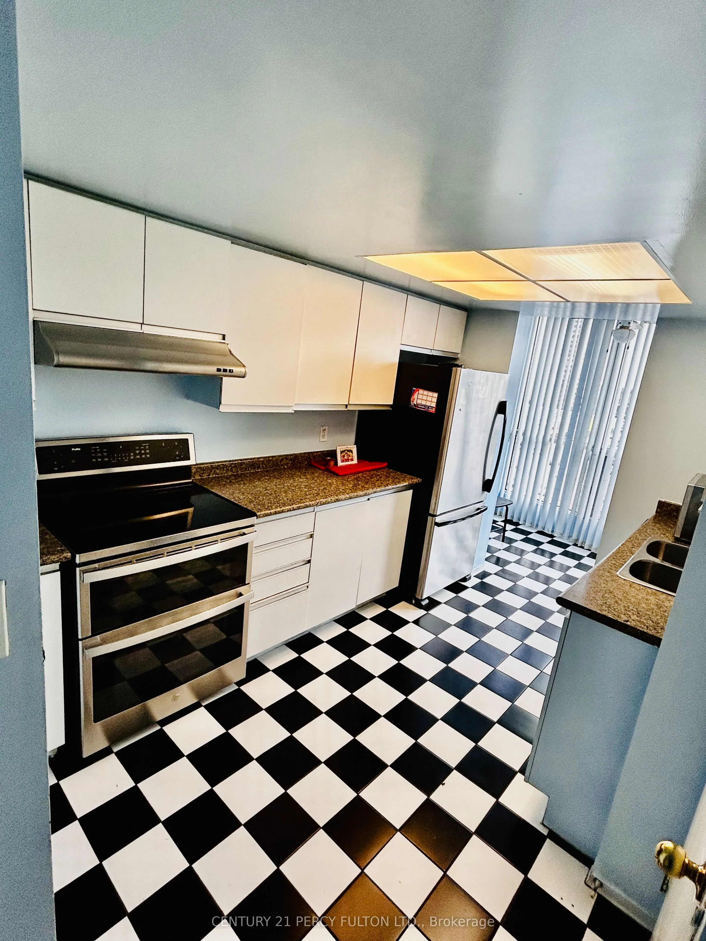 2550 Lawrence Avenue E #721