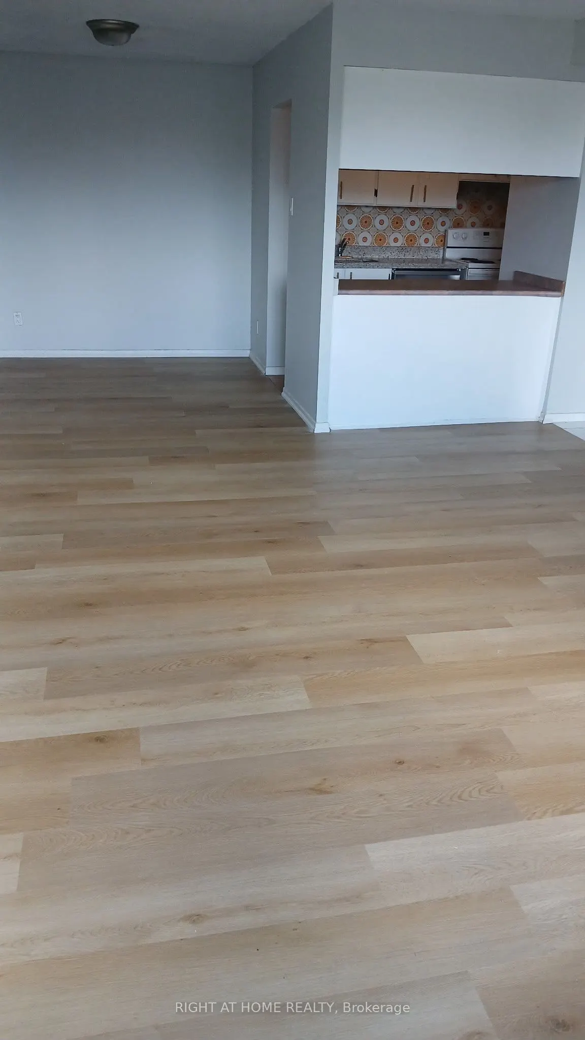40 Bay Mills Boulevard #401
