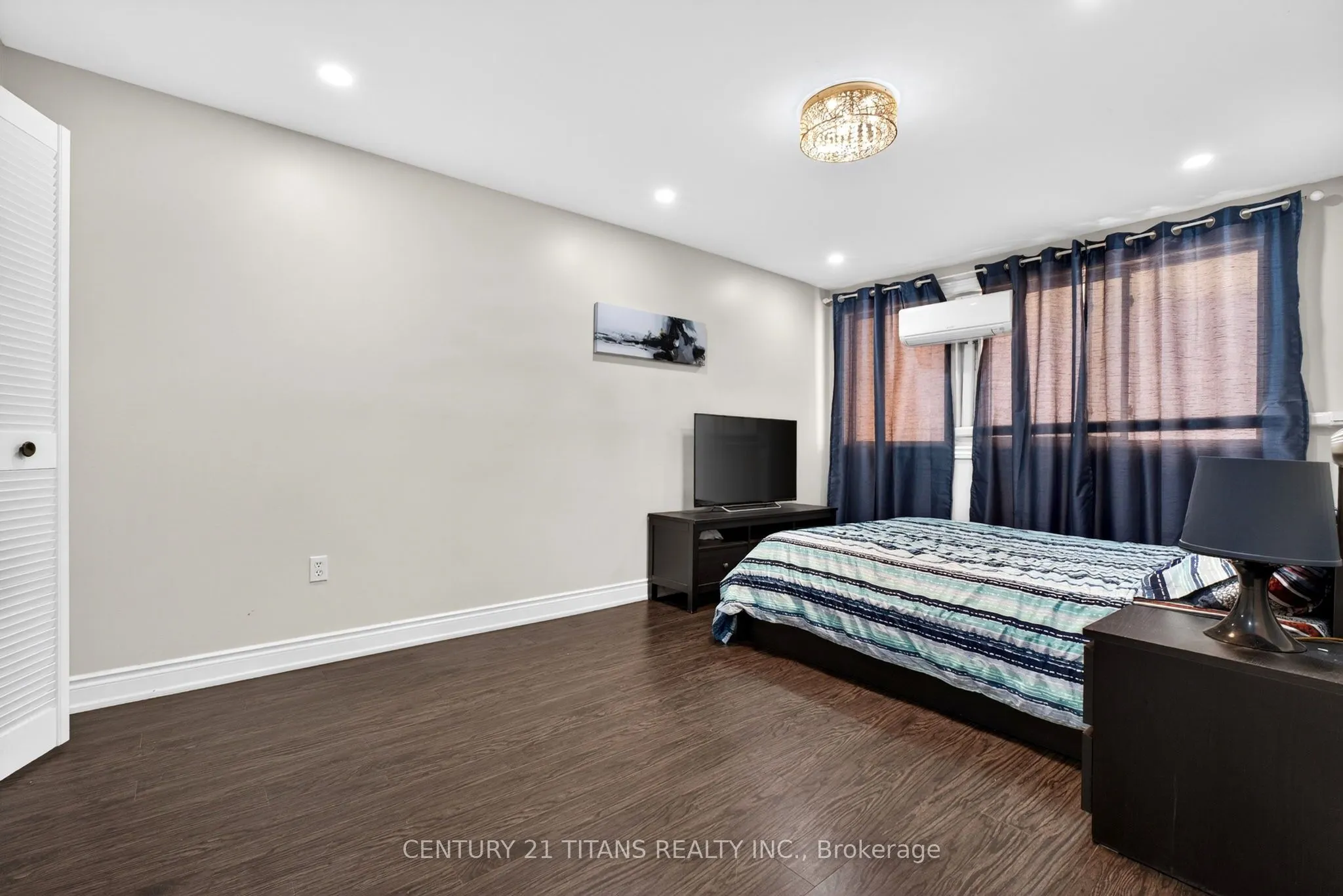 100 Mornelle Court #1018