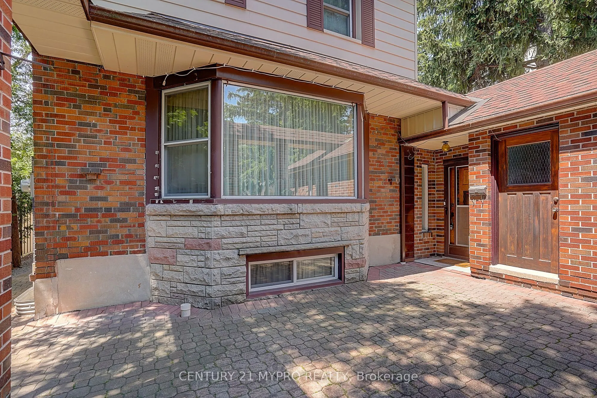 80A Rosemount Drive
