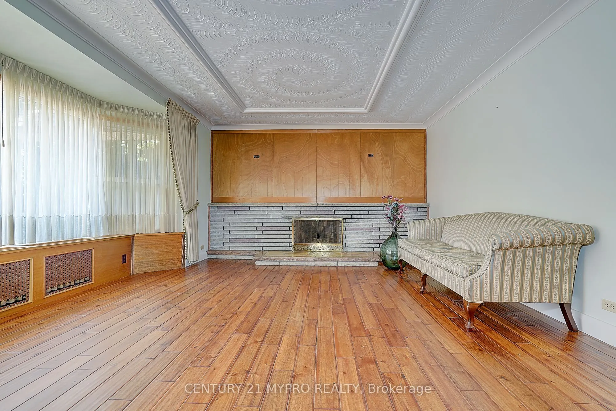 80A Rosemount Drive