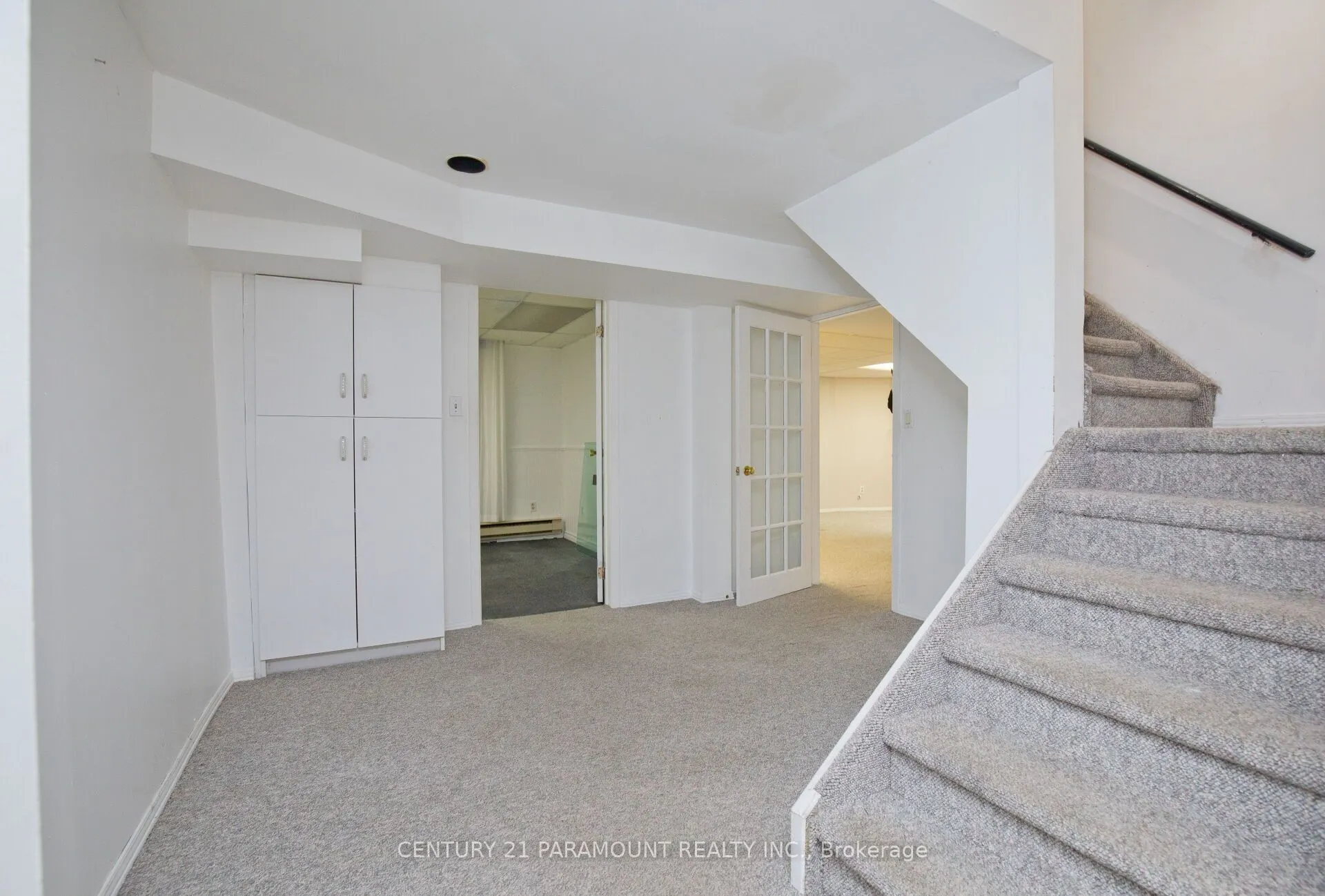 888 Sproule Crescent