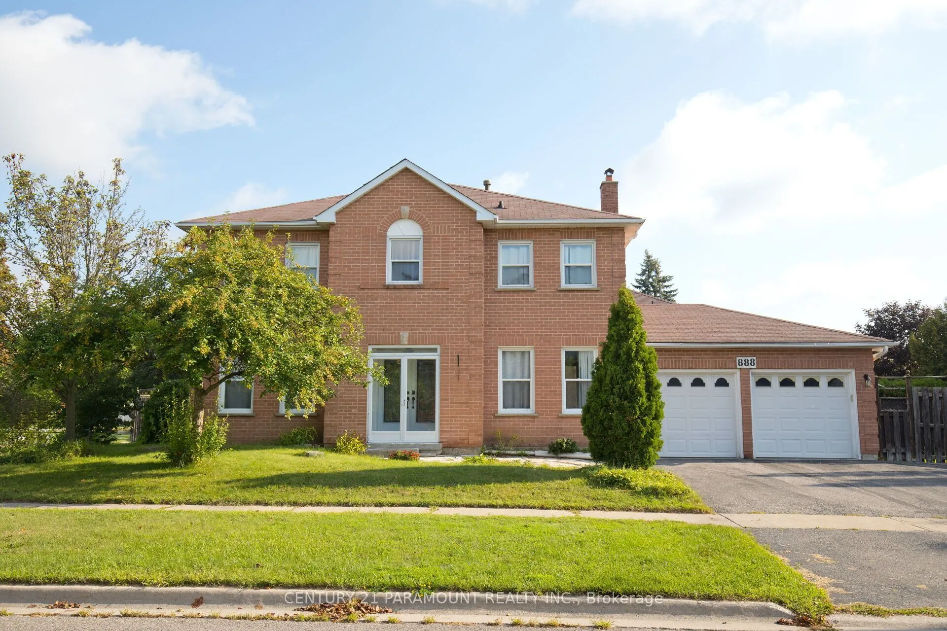 888 Sproule Crescent