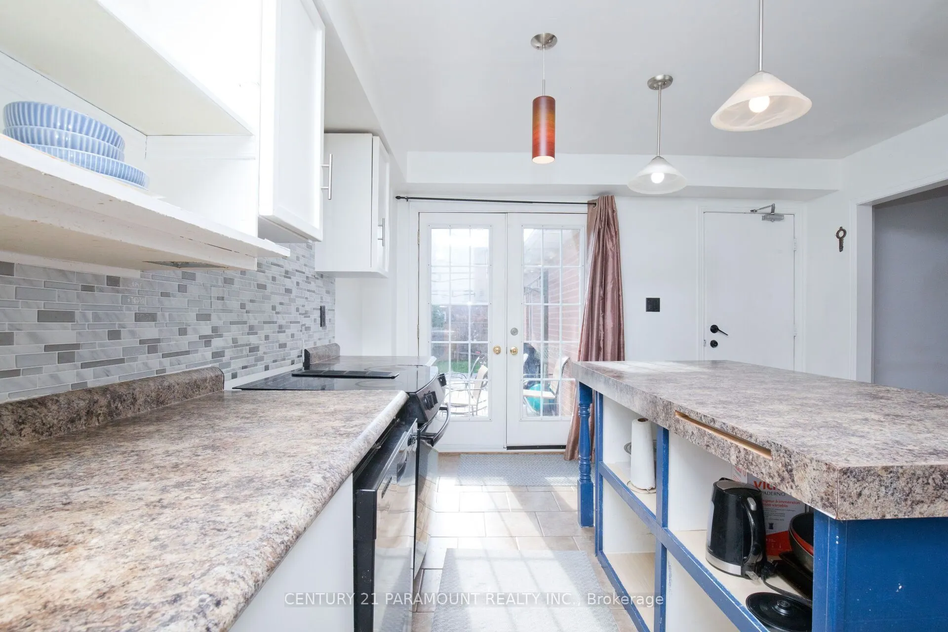 888 Sproule Crescent