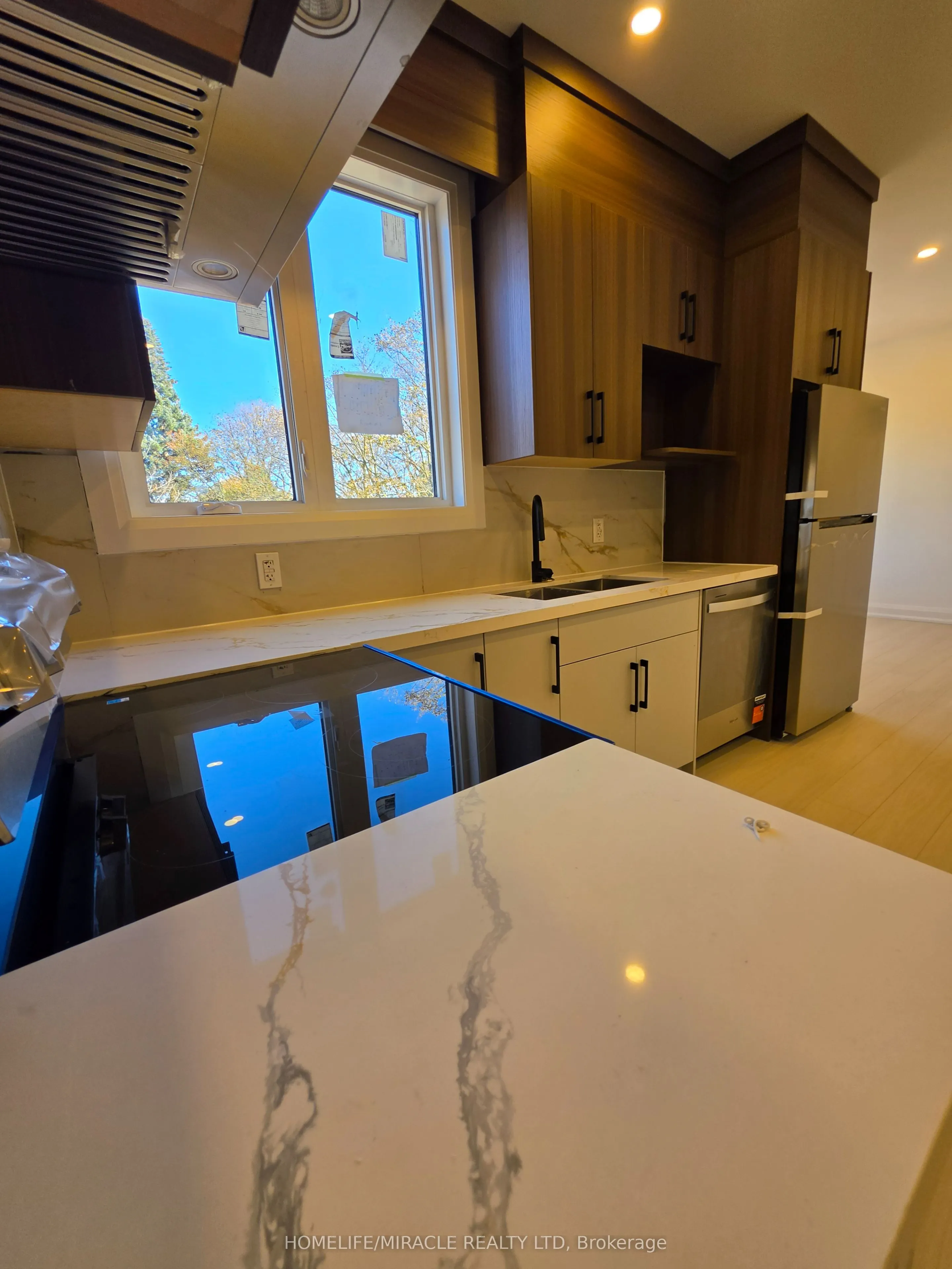 22 Rossander Court #Upper U3