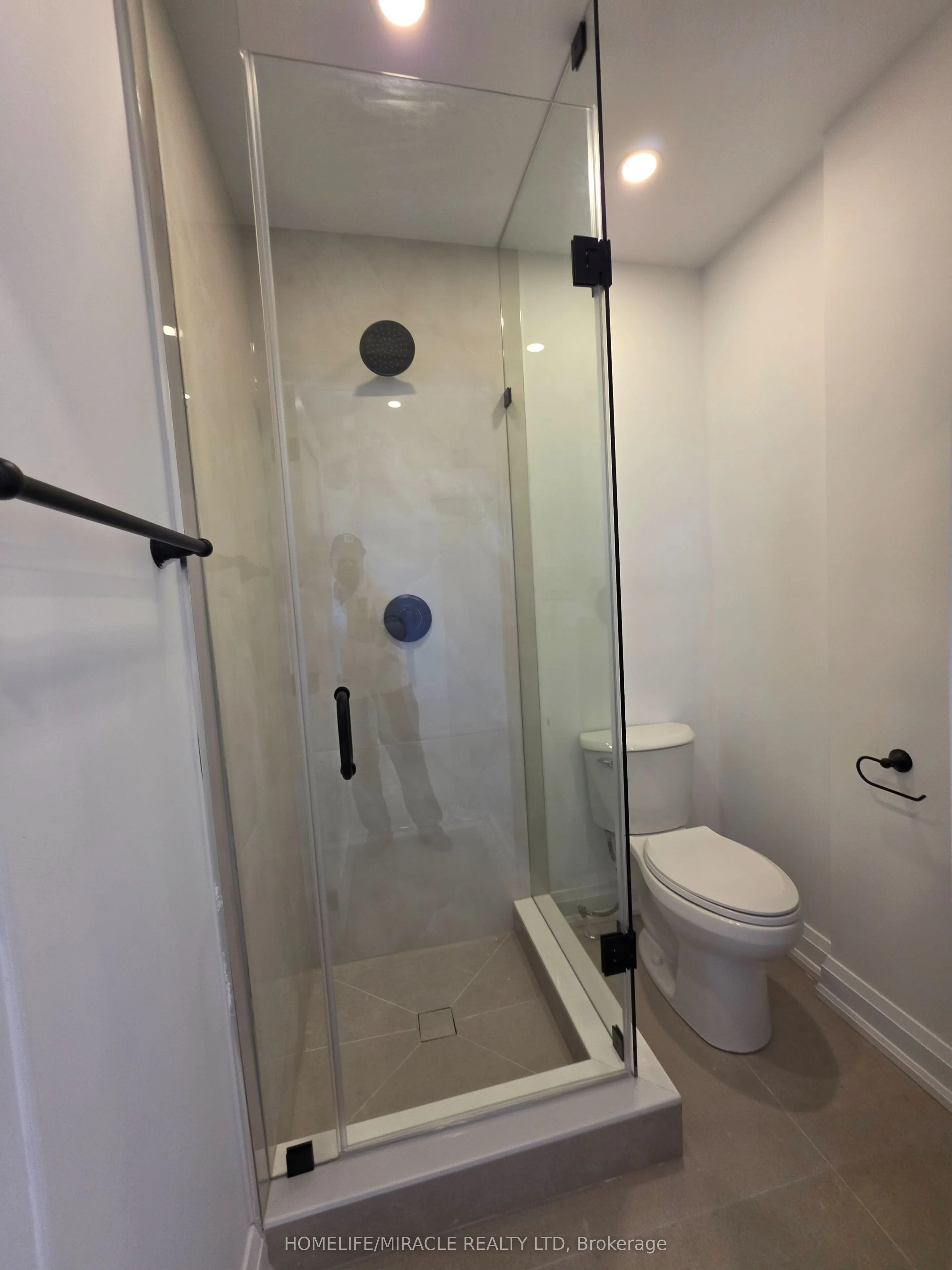 22 Rossander Court #Upper U3