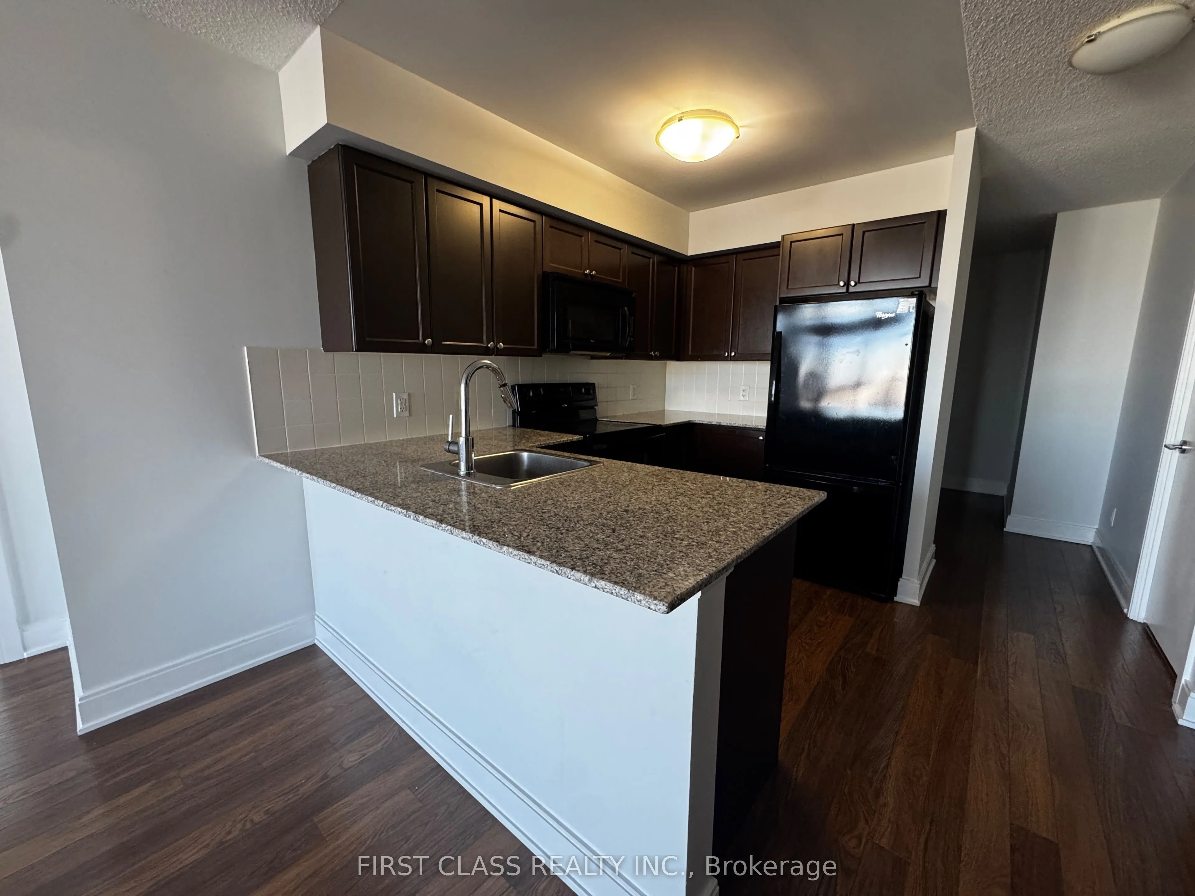 125 Village Green Square #3610