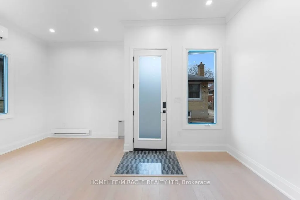 22 Rossander Court #Garden suite