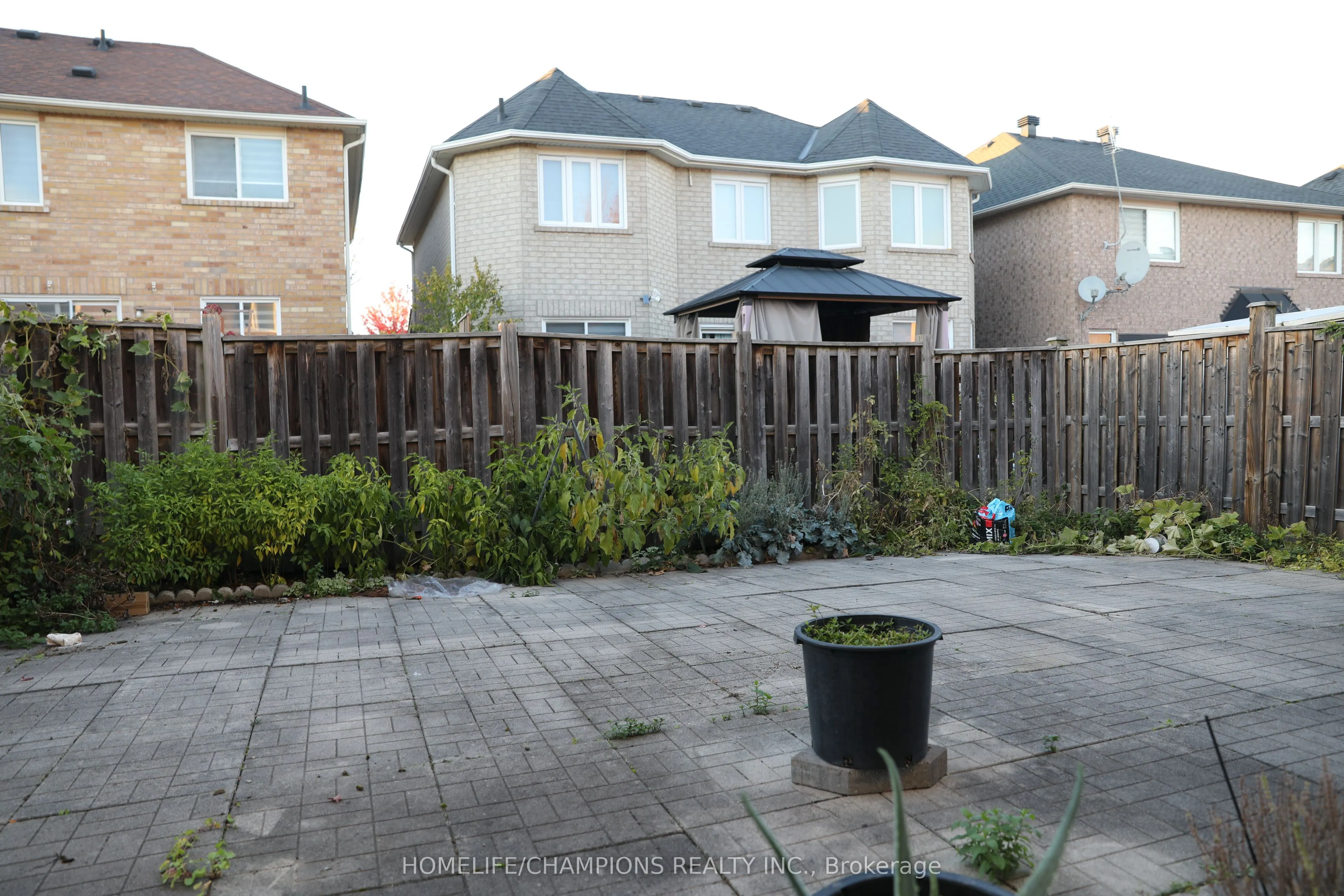 38 Bobolink Avenue
