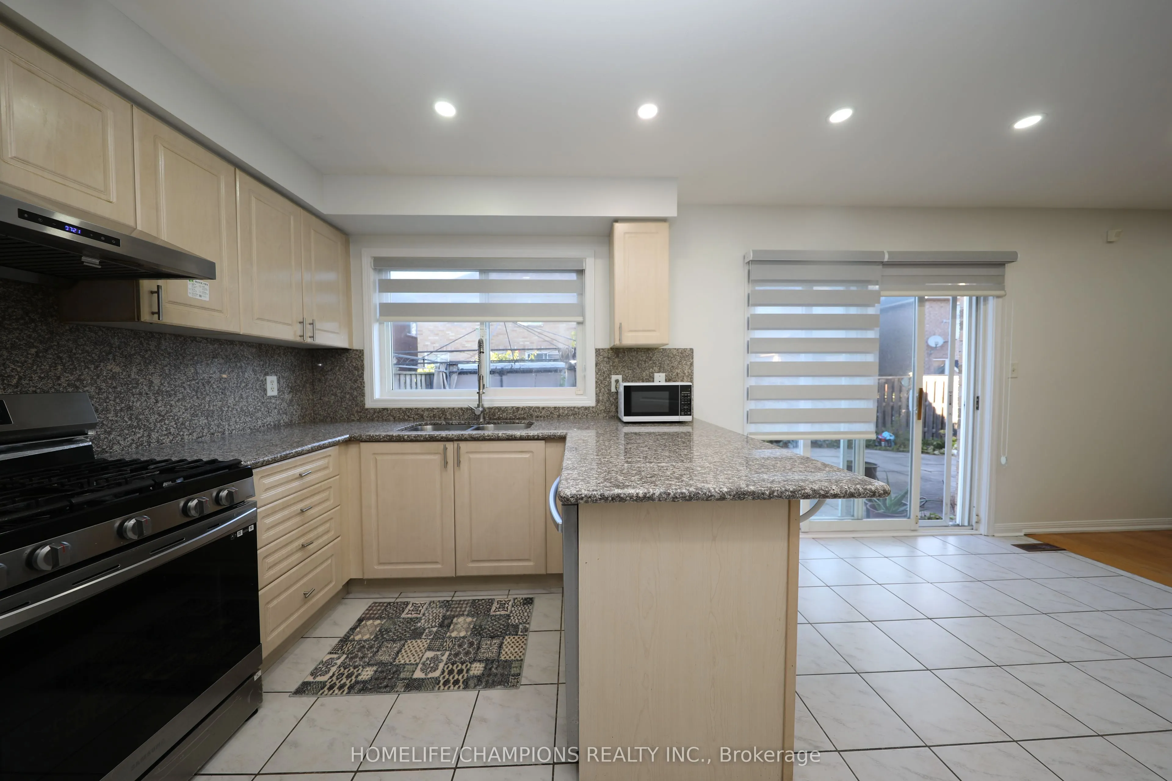 38 Bobolink Avenue