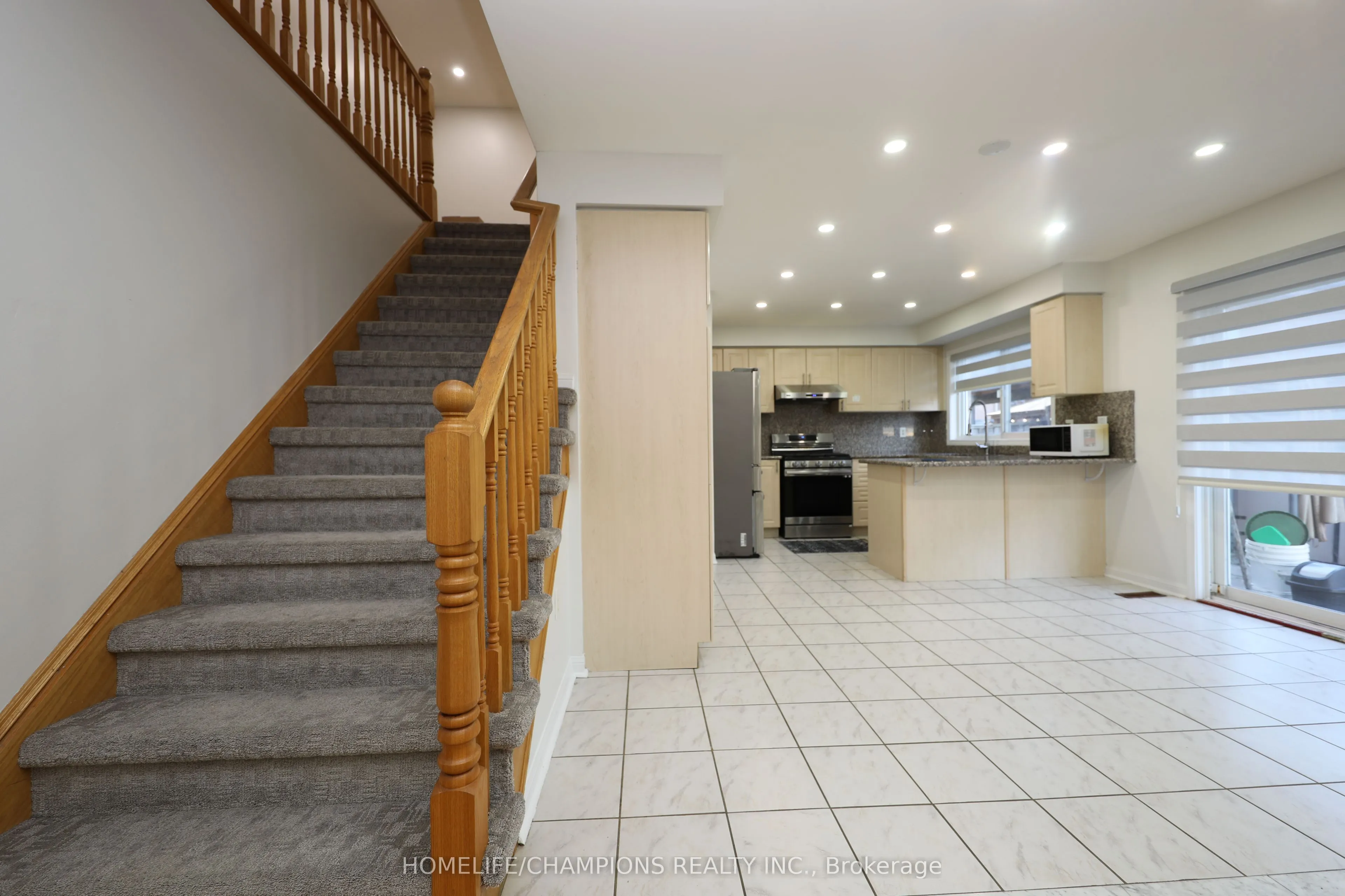 38 Bobolink Avenue