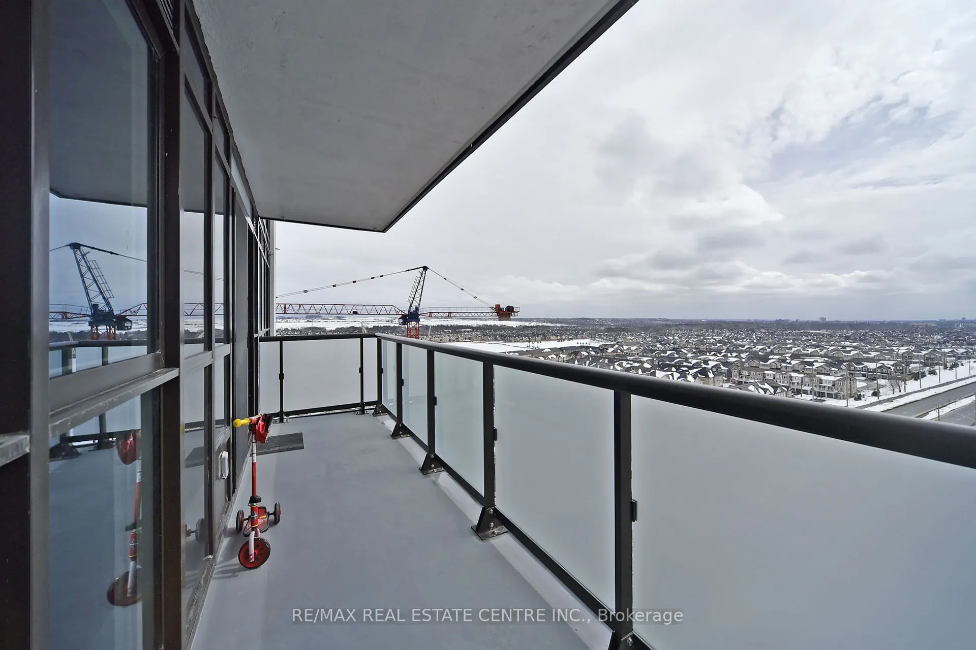 2550 Simcoe Street #1216